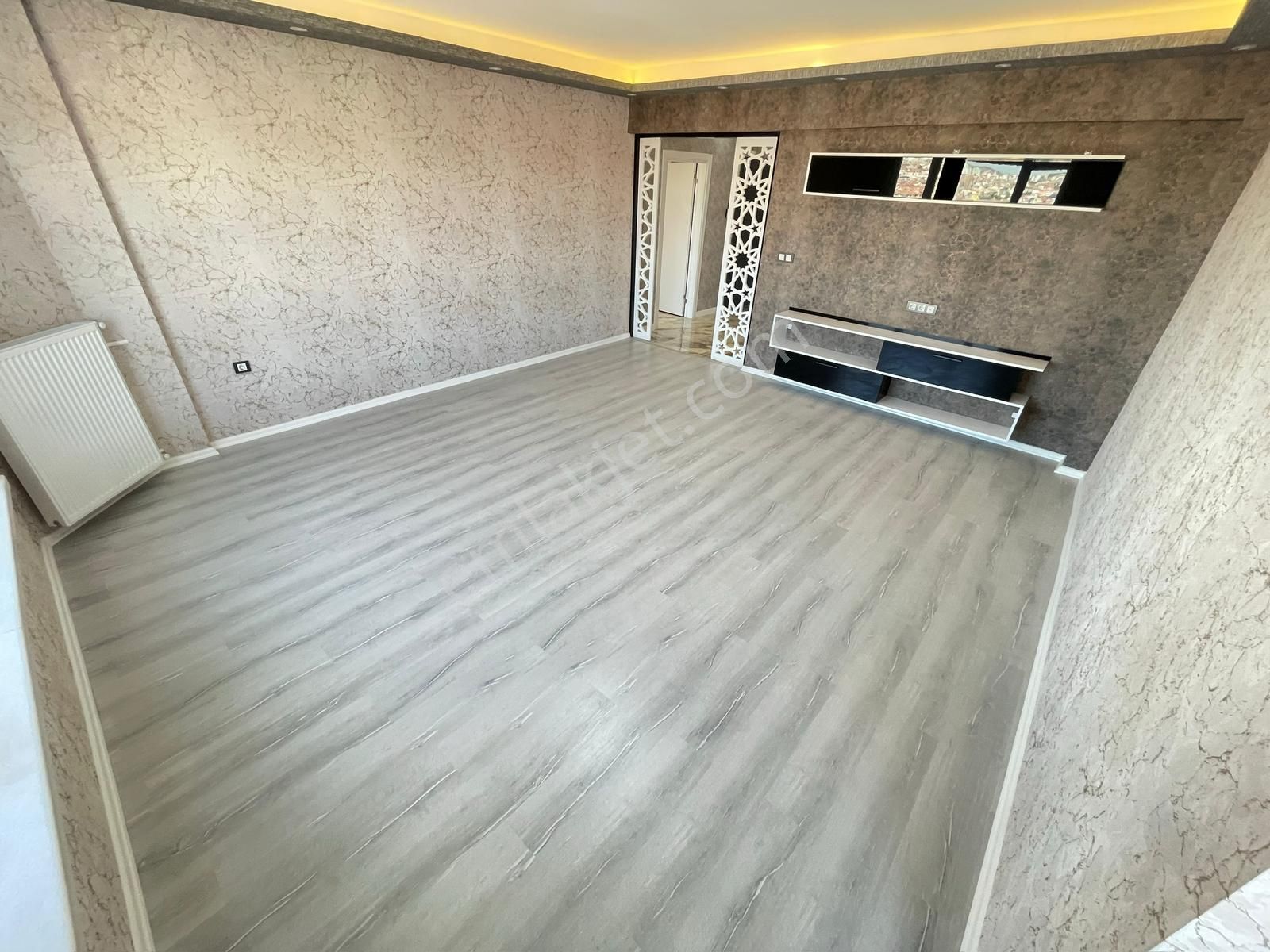 Kariyer'den Ultra Lüx Yapılı Çft Banyolu Yüksek Katta 3+1 Daire - Görsel 10