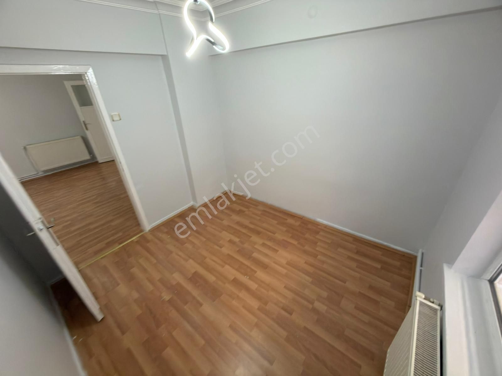 Kariyer'den Etlik'de Lokman Hekim Yakını Yatırımlık 2.5+1 Fırsat Daire - Görsel 10