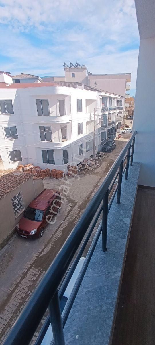 Karayaz'dan Harika Lokasyonda Geniş 1+1 Satılık Daireler - Görsel 5