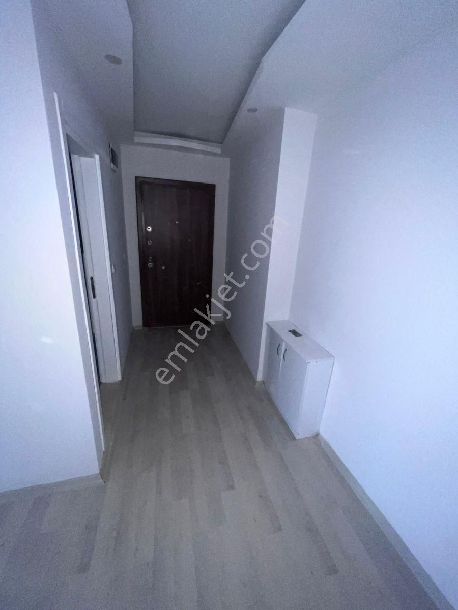Kemalpaşa Mahallesi'nde Acil Satılık 2+1 Kapalı Mutfak Daire - Görsel 10