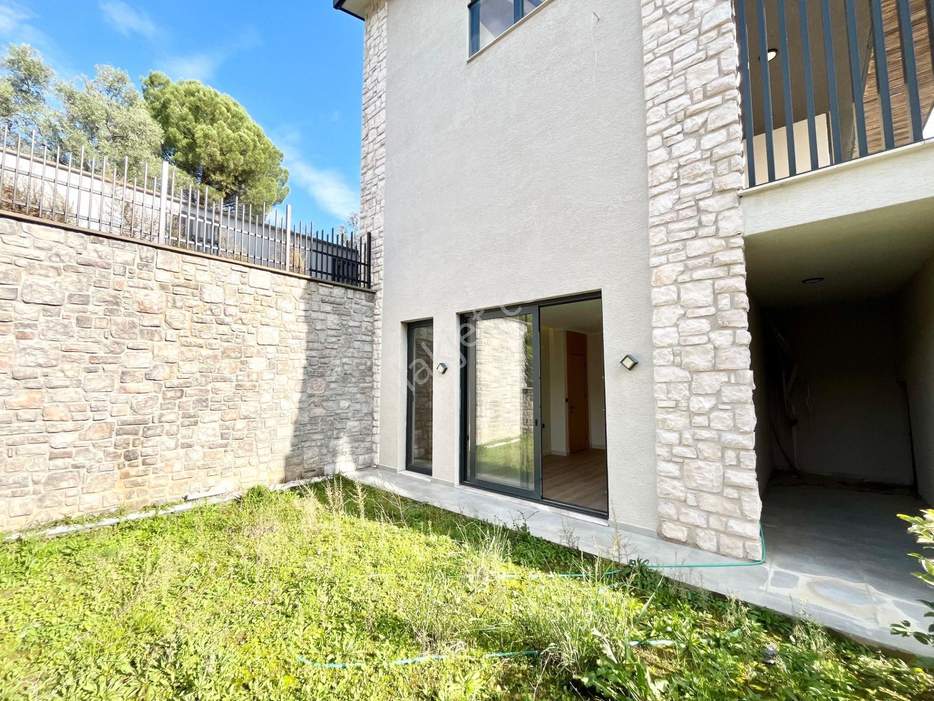 Yükselden Güre'de Saunalı Havuzlu Şık Tasarım Ultra Lux 4+1villa - Görsel 25