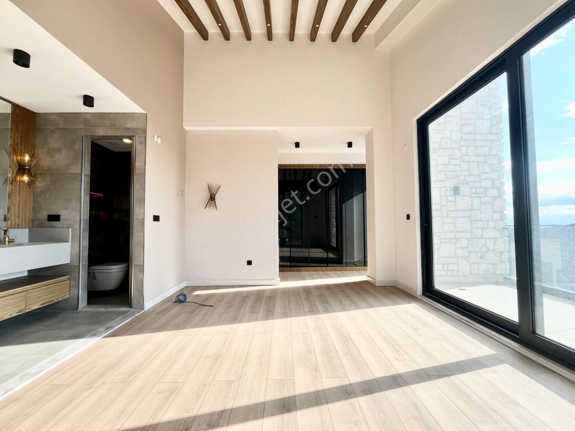 Yükselden Güre'de Saunalı Havuzlu Şık Tasarım Ultra Lux 4+1villa - Görsel 23