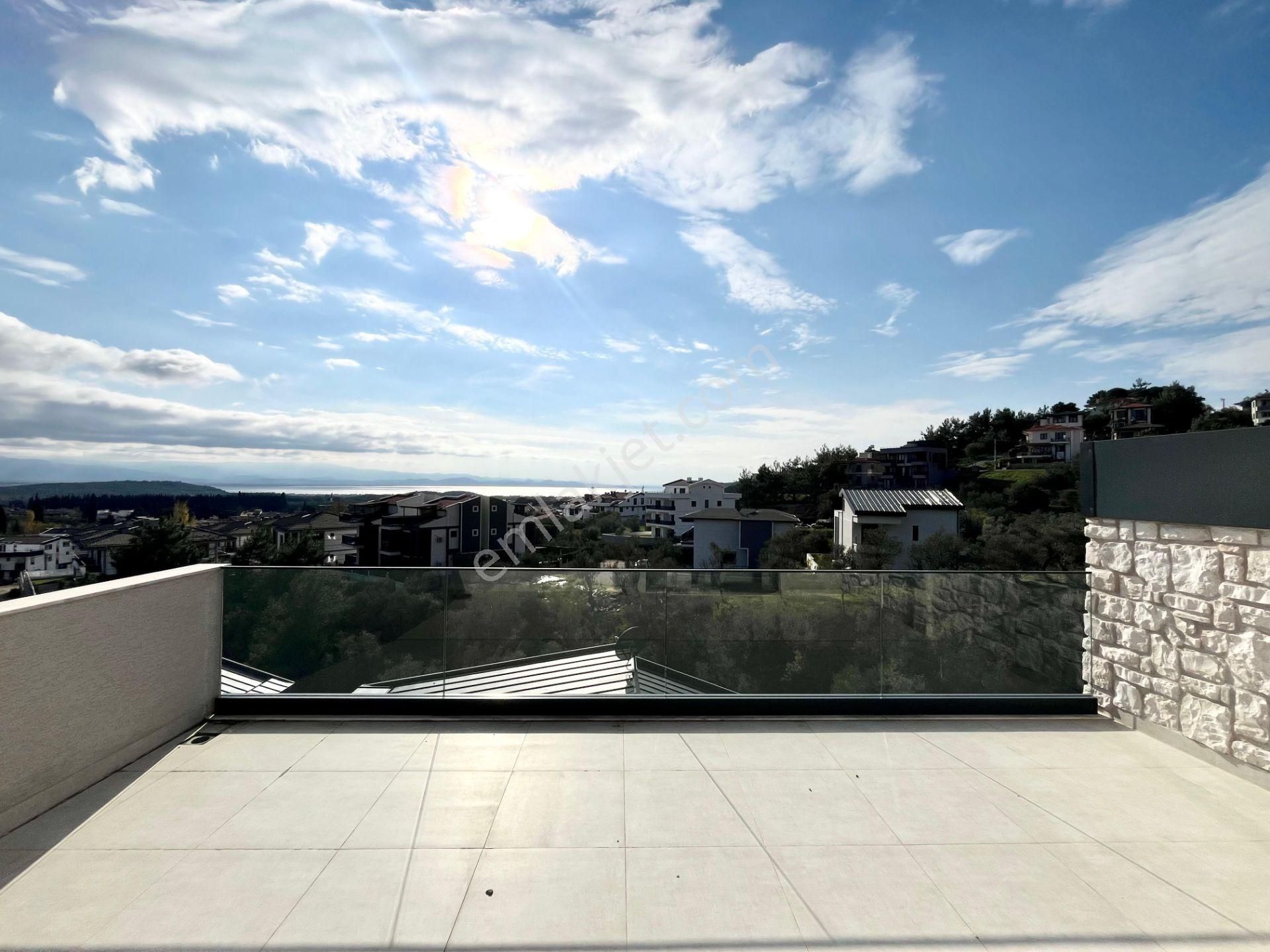 Yükselden Güre'de Saunalı Havuzlu Şık Tasarım Ultra Lux 4+1villa - Görsel 6