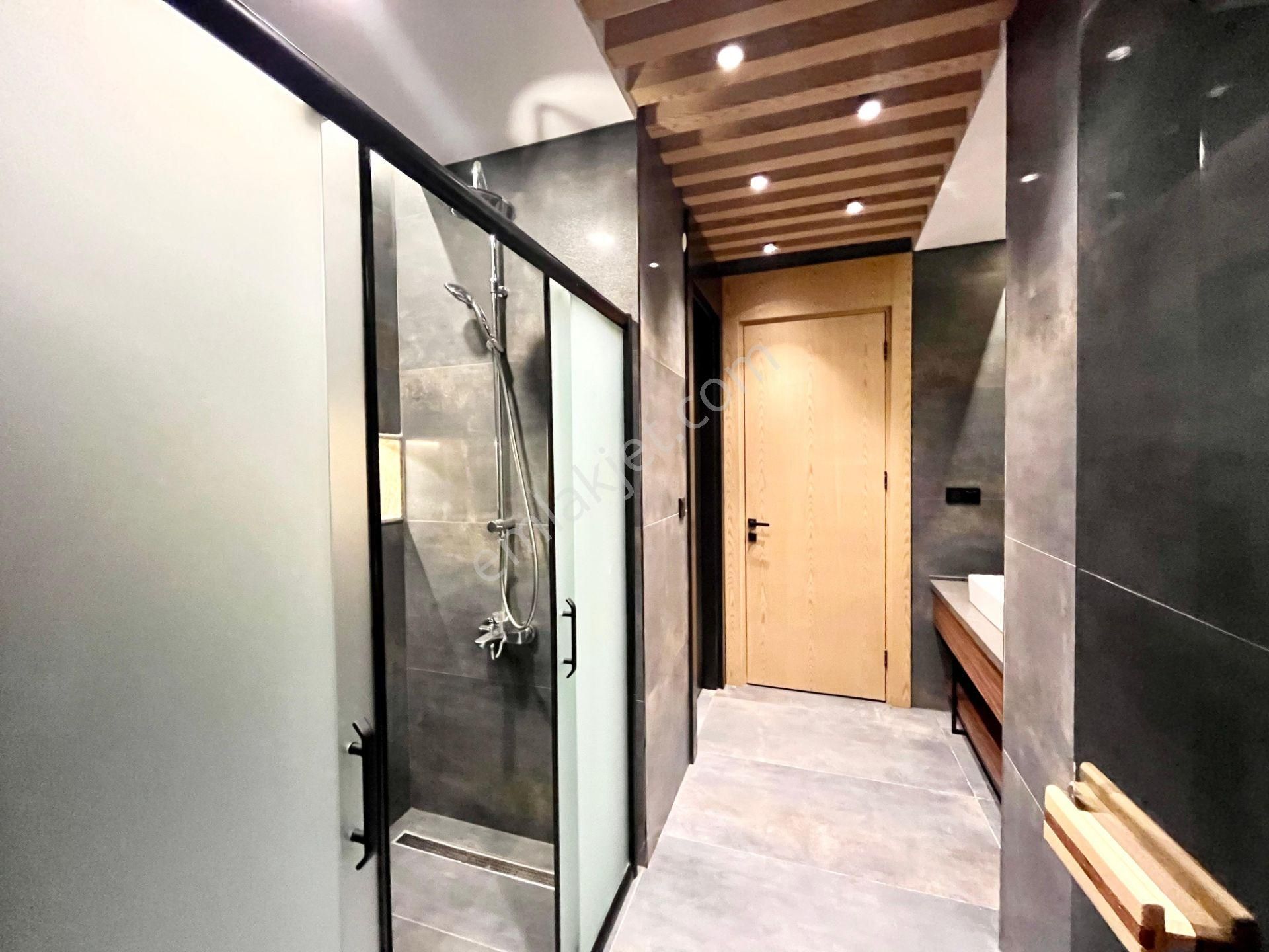 Yükselden Güre'de Saunalı Havuzlu Şık Tasarım Ultra Lux 4+1villa - Görsel 9