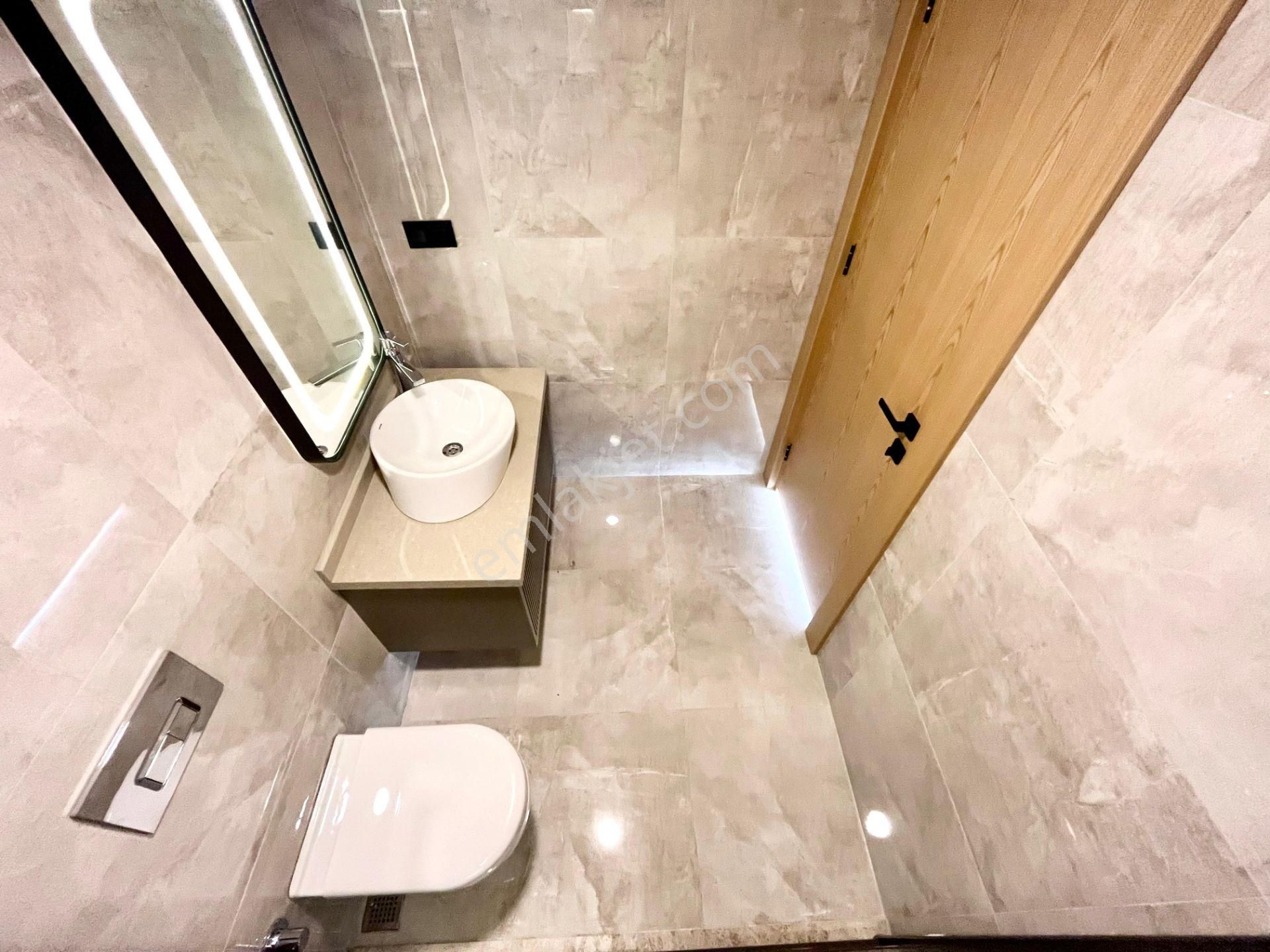 Yükselden Güre'de Saunalı Havuzlu Şık Tasarım Ultra Lux 4+1villa - Görsel 21