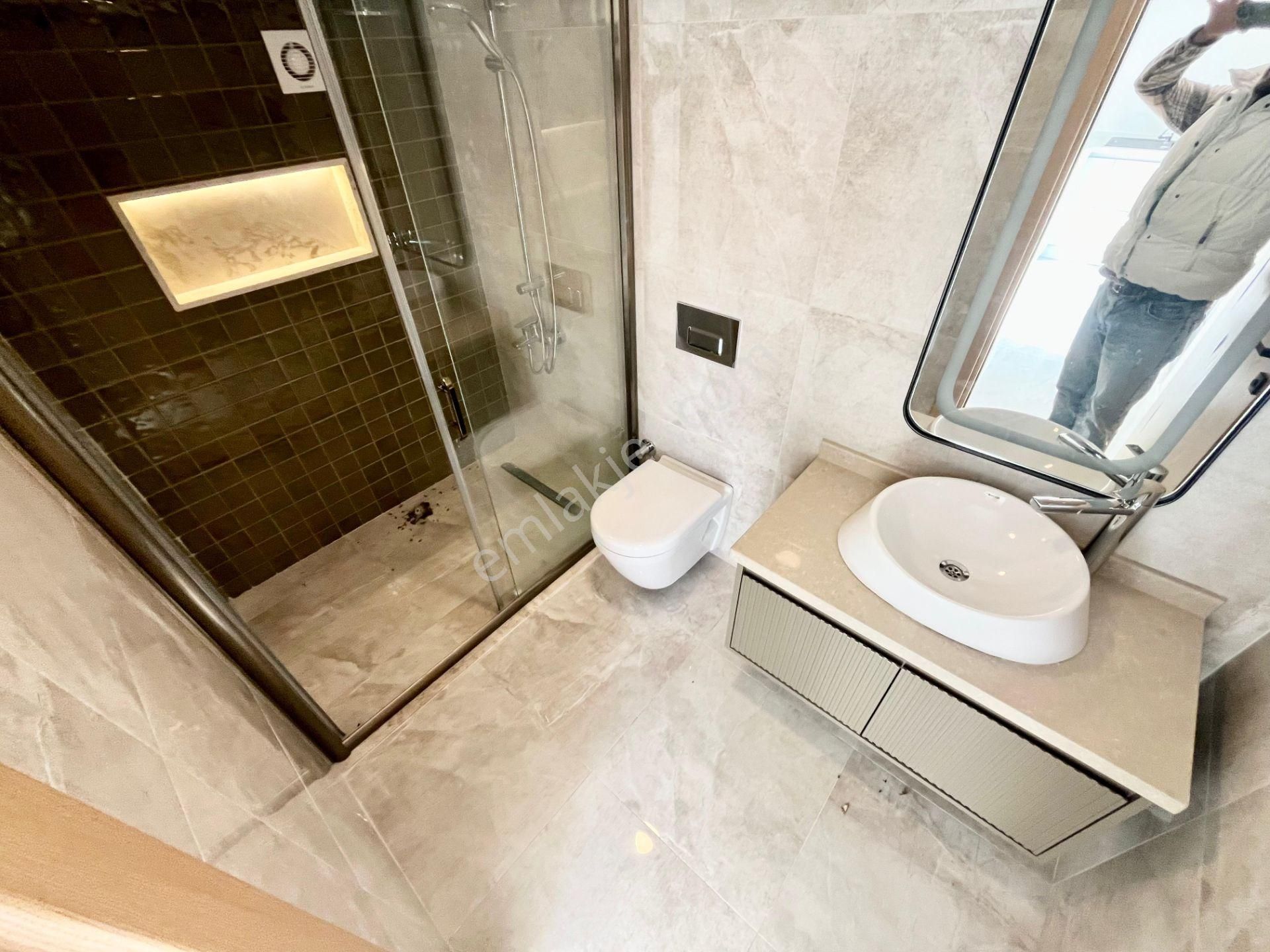 Yükselden Güre'de Saunalı Havuzlu Şık Tasarım Ultra Lux 4+1villa - Görsel 2