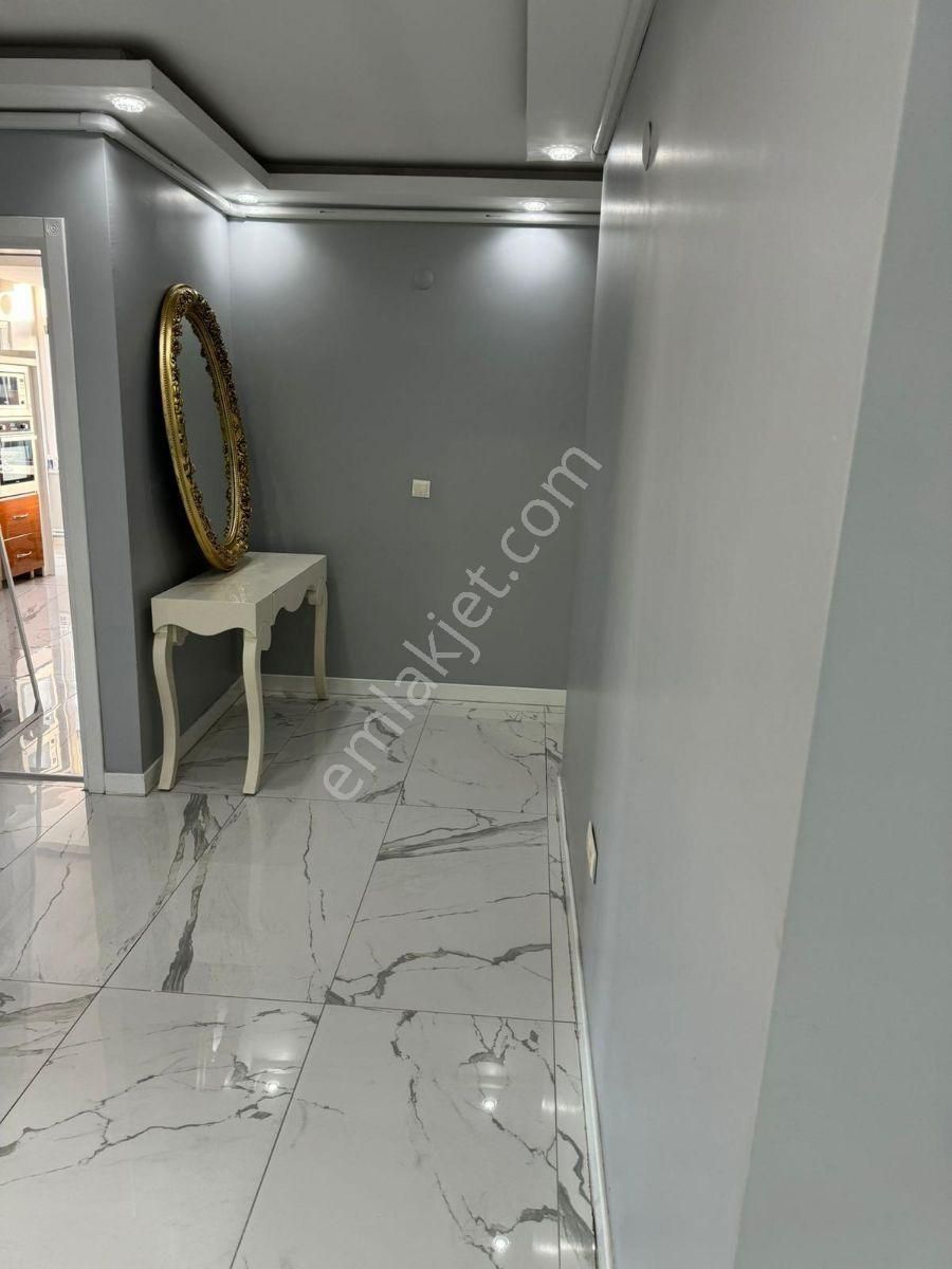 Karayaz'dan Cadde Üzeri Acil Satılık Ebeveyn Banyolu 3+1 Daire - Görsel 31