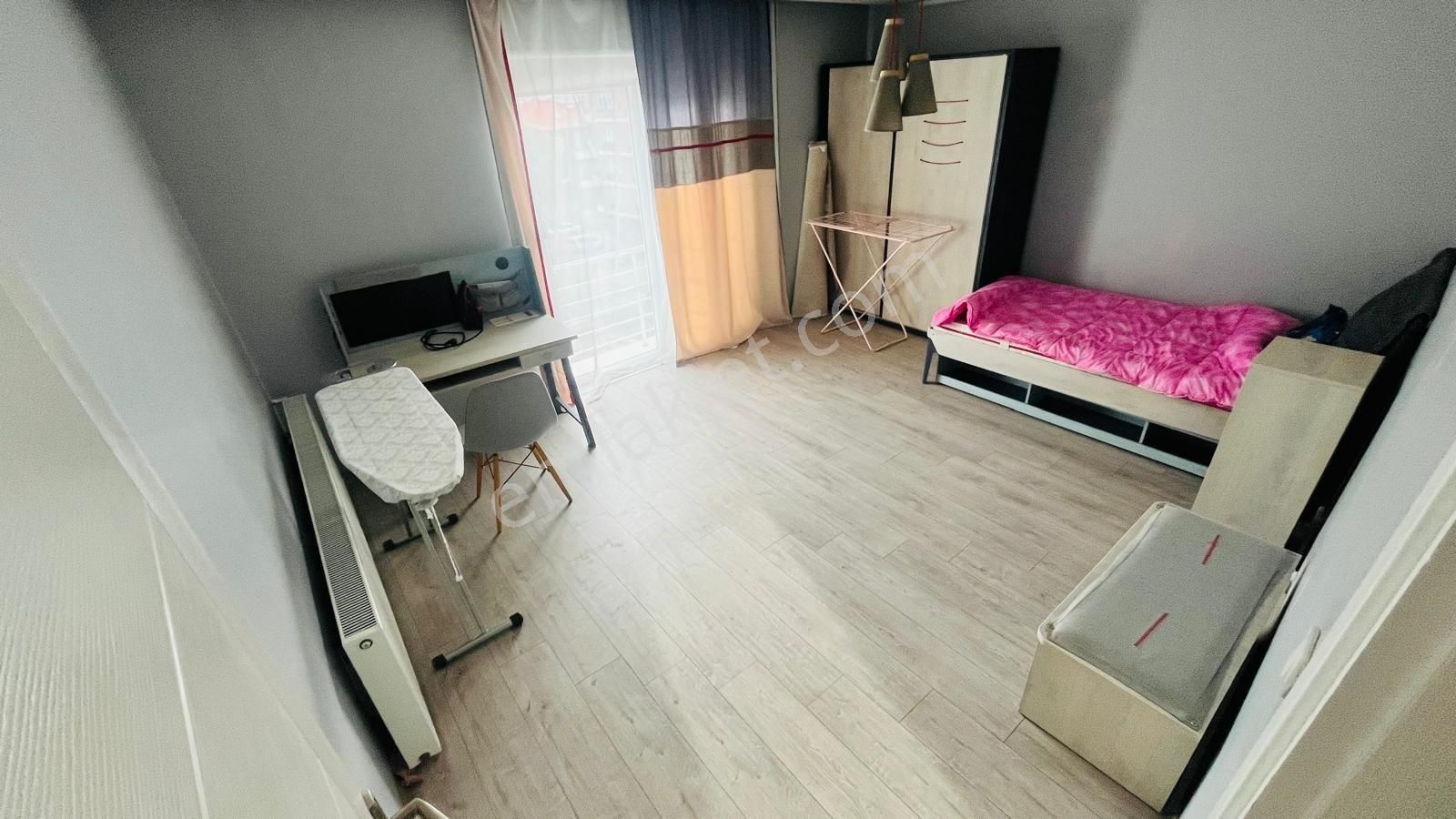 Karayaz'dan Cadde Üzeri Acil Satılık Ebeveyn Banyolu 3+1 Daire - Görsel 2