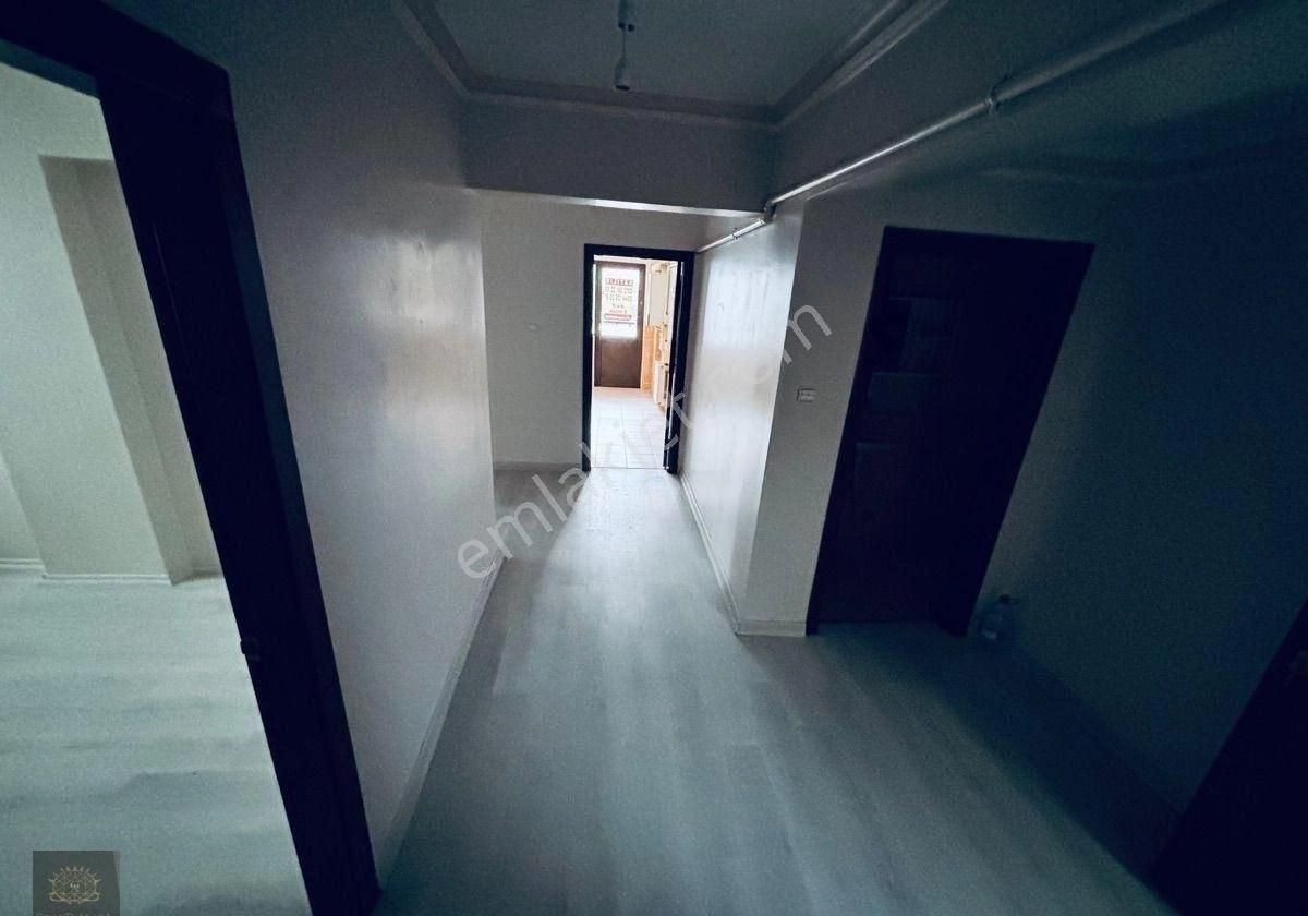 Acil Satılık Topçu Mahallesinde 3+1 - Görsel 3