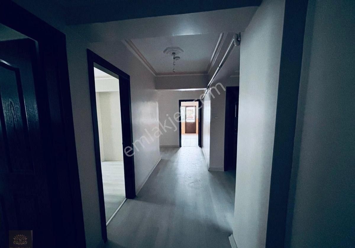 Acil Satılık Topçu Mahallesinde 3+1 - Görsel 15