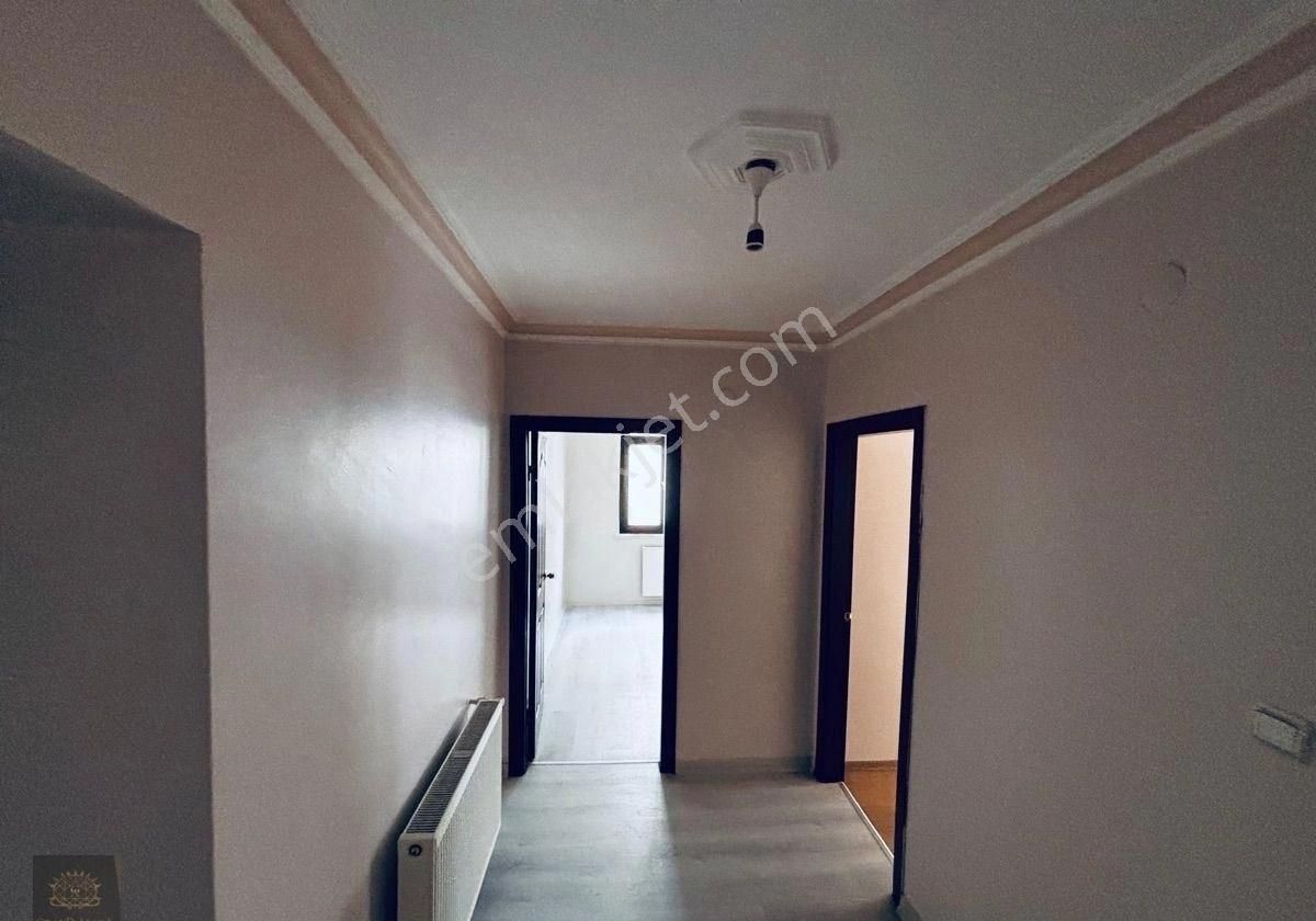 Acil Satılık Topçu Mahallesinde 3+1 - Görsel 7