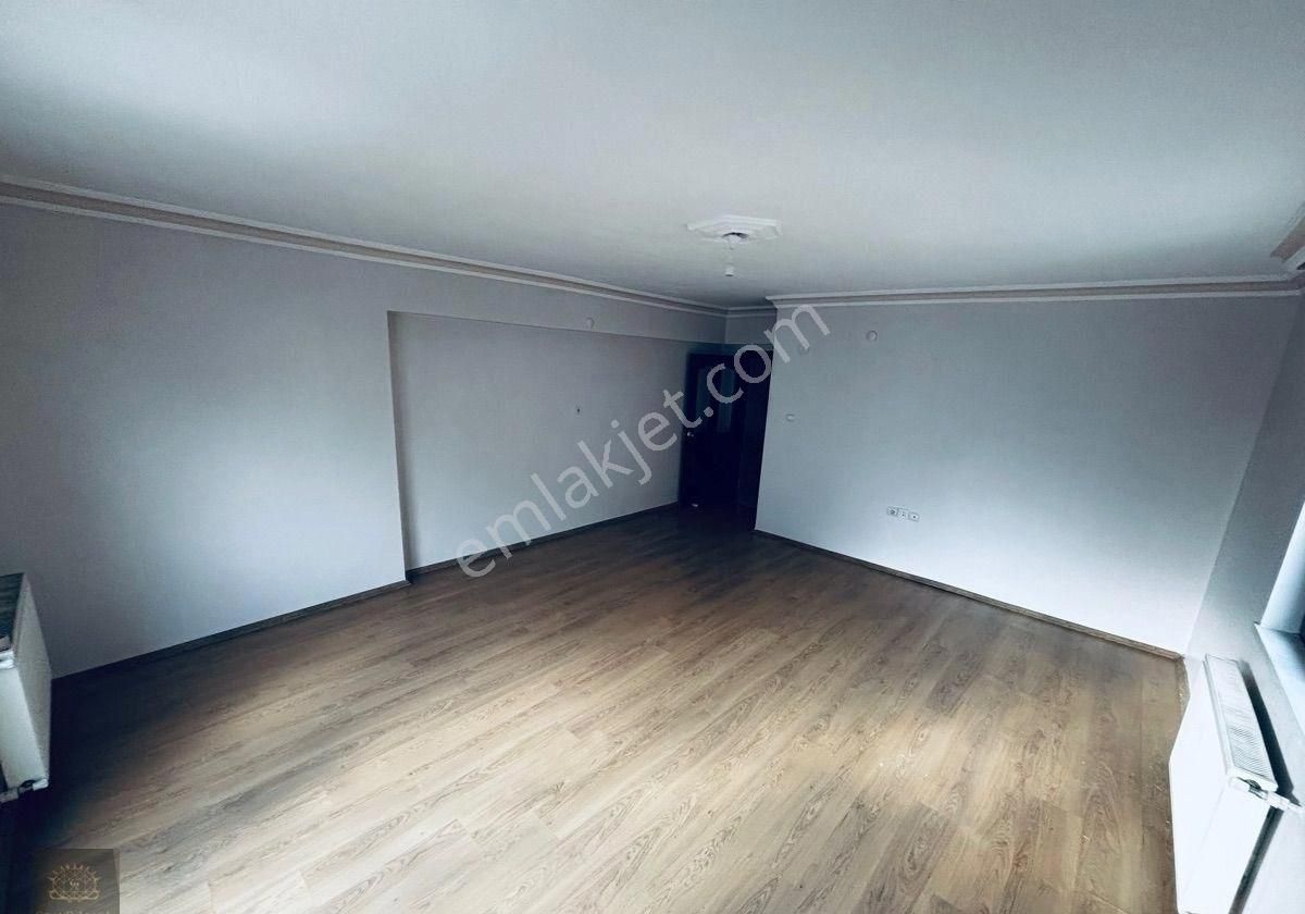 Acil Satılık Topçu Mahallesinde 3+1 - Görsel 18