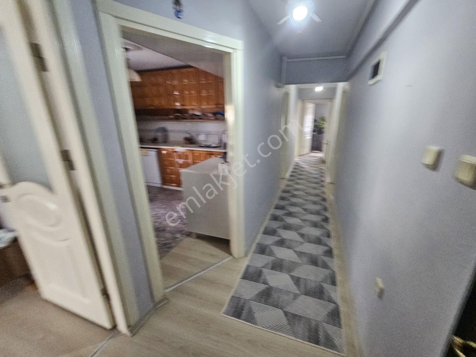 Söke Konak Mahallesinde Satılık 3+1 Doğalgazlı Daire - Görsel 3