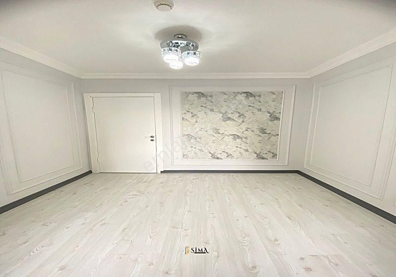 Otoparklı Güvenlikli Ebeveyn Banyolu Cadde Üzeri 3+1 Site İçi Daire - Görsel 7