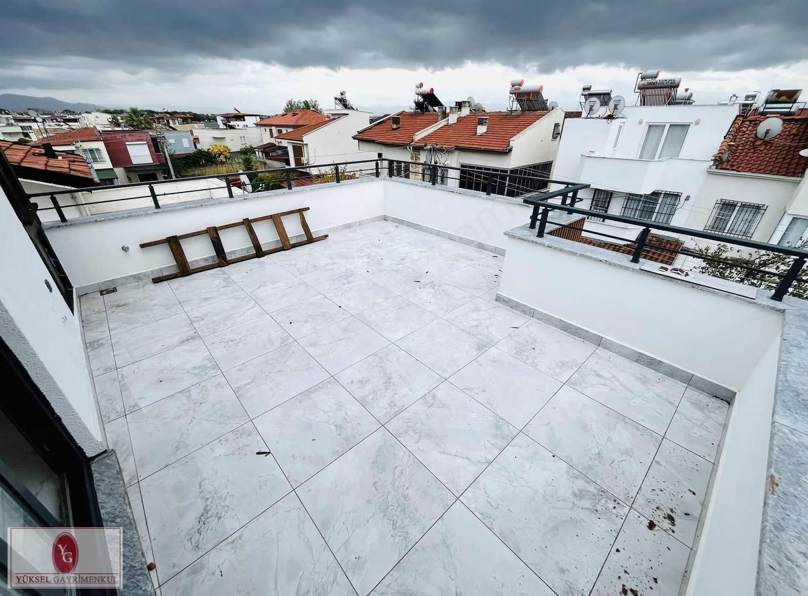 Yükselden Gürede Denize 50 Metre Ultra Lüx Tasarım 4+1 Villa - Görsel 27