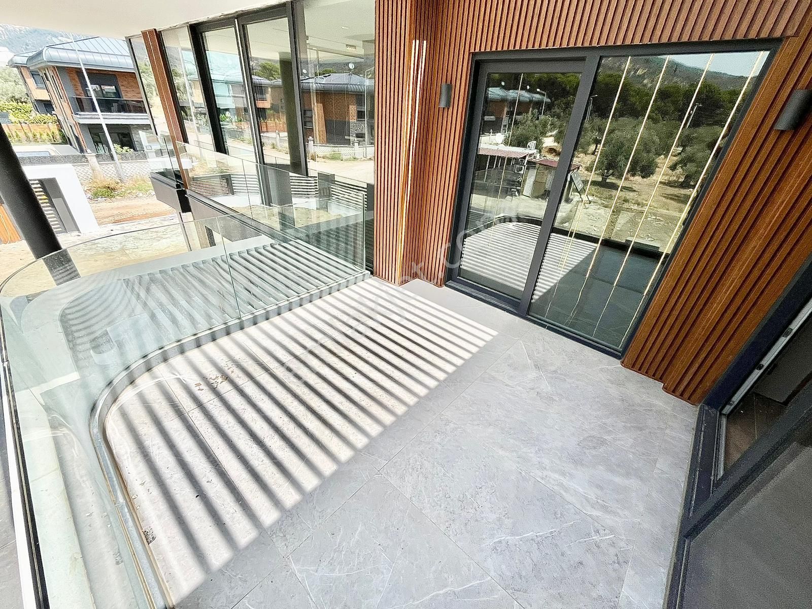 Yükselden Satılık Gürede Ultra Lux Sitede Havuzlu Tam Bağımsız 4+1 Villa - Görsel 30