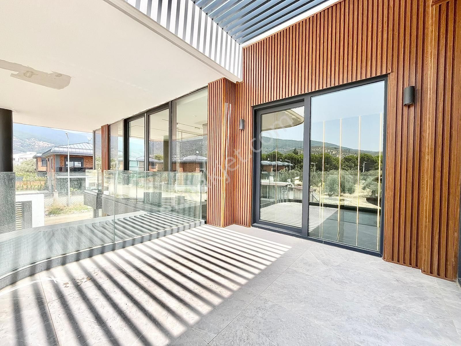 Yükselden Satılık Gürede Ultra Lux Sitede Havuzlu Tam Bağımsız 4+1 Villa - Görsel 29