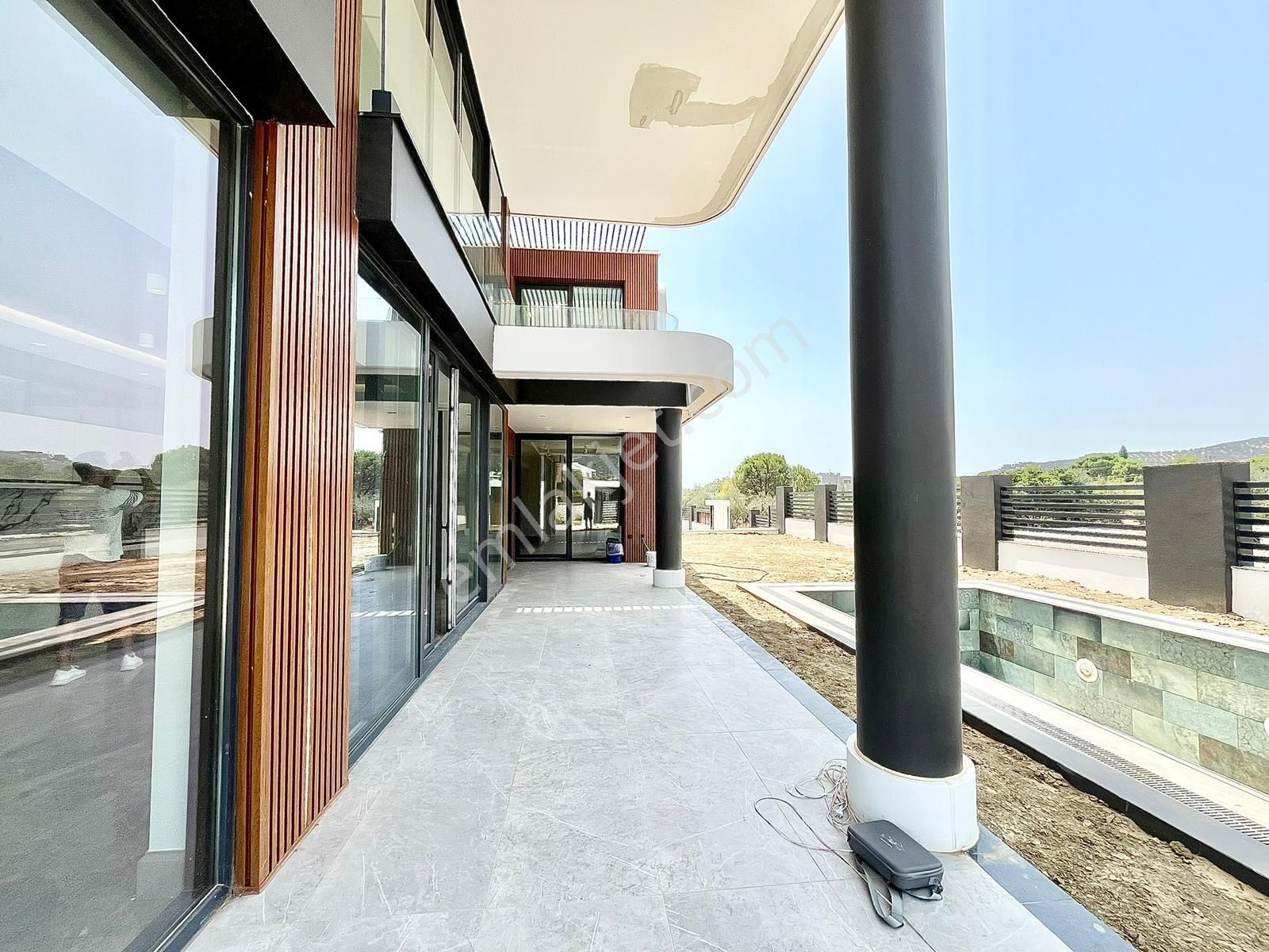 Yükselden Satılık Gürede Ultra Lux Sitede Havuzlu Tam Bağımsız 4+1 Villa - Görsel 9