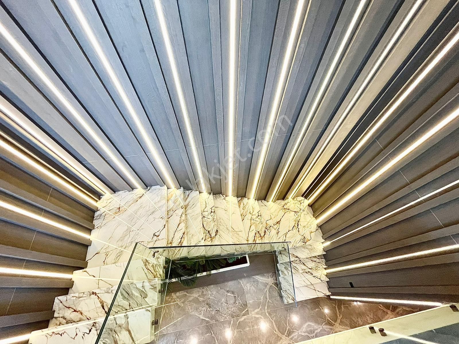 Yükselden Satılık Gürede Ultra Lux Sitede Havuzlu Tam Bağımsız 4+1 Villa - Görsel 13