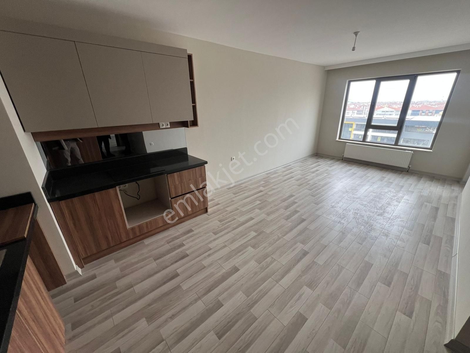 Eryaman Yeşilova Mah.bulvar Cephe Site İçi2+1sıfır Satılık Daire - Görsel 5