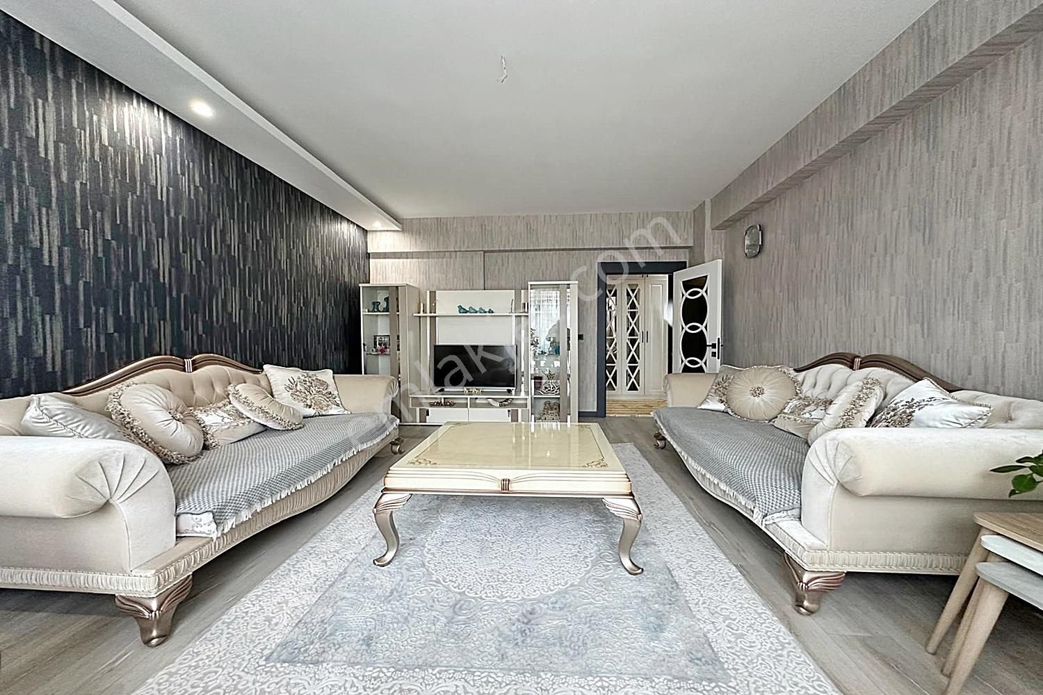 Hisar 3+1 Ara Katta Cadde Yakını Geniş Daire İsteyenlere Fırsat - Görsel 19