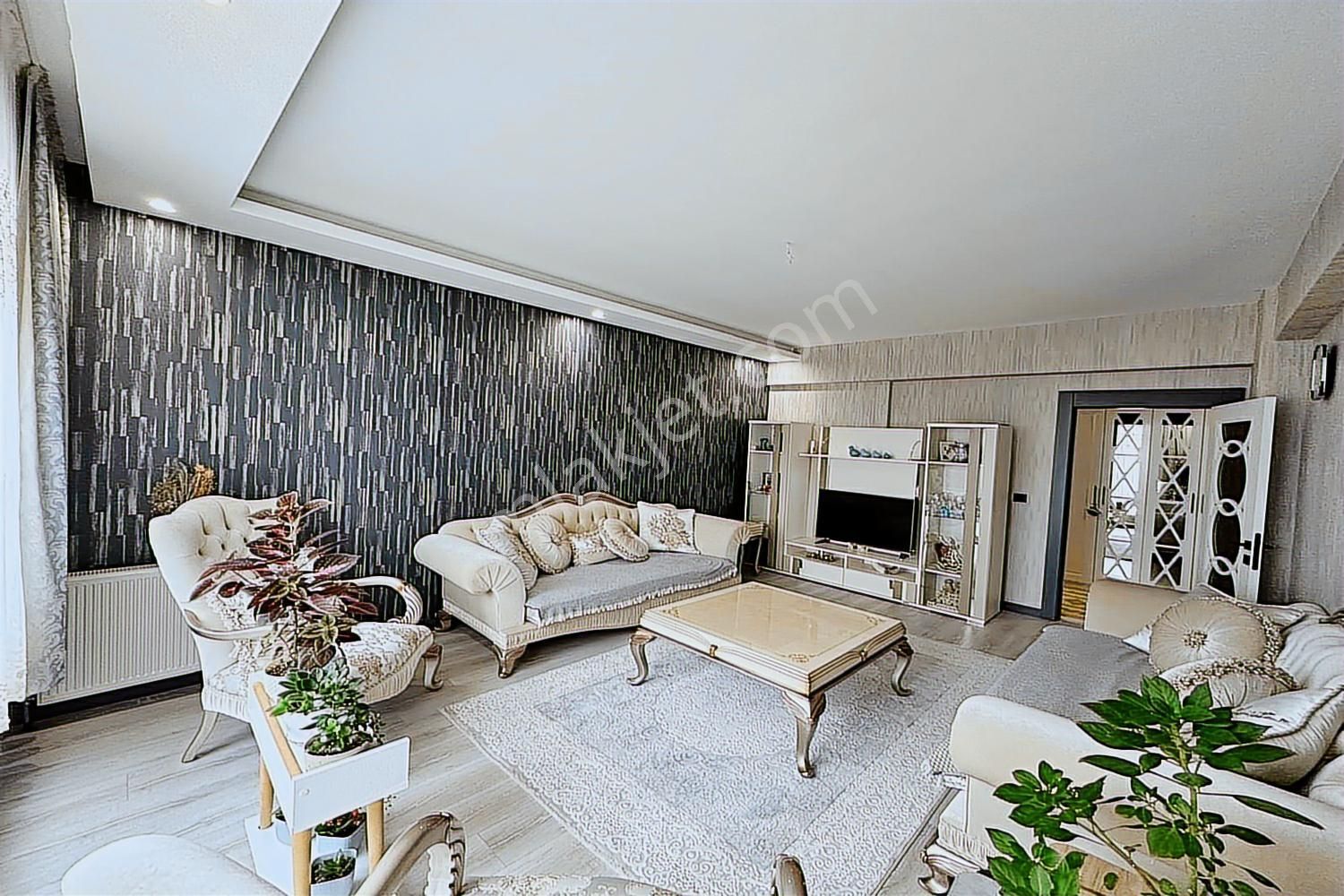 Hisar 3+1 Ara Katta Cadde Yakını Geniş Daire İsteyenlere Fırsat - Görsel 8