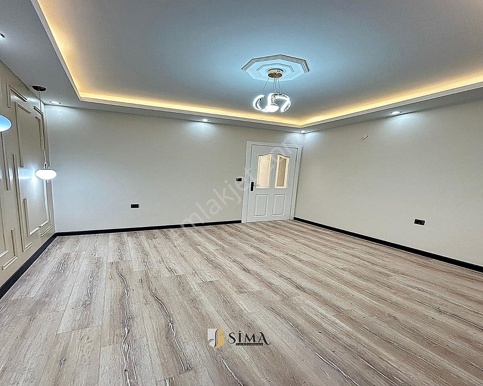 Metrobüse Yakın Krediye Uygun İskanlı Bahçe Kullanımlı Dekorlu 2+1 Satılık Daire - Görsel 22