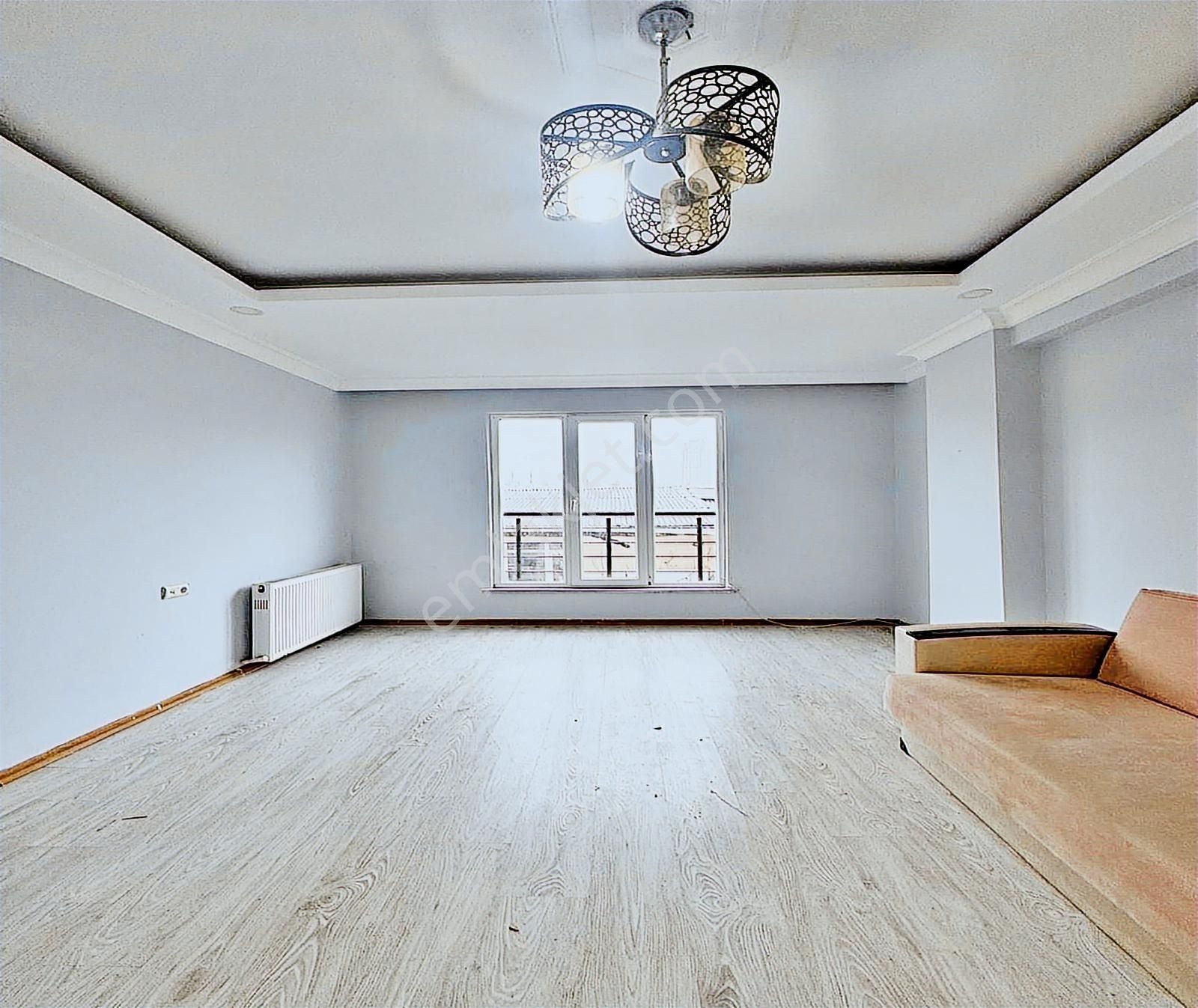 Metrobüse Yakın 5 Dakika Mesafede 1.kat 2+1 100m2 2.850.000 Tl - Görsel 17