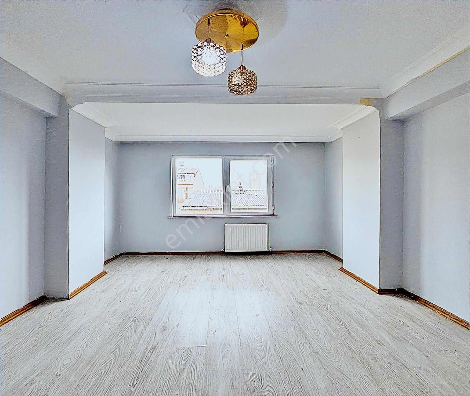 Metrobüse Yakın 5 Dakika Mesafede 1.kat 2+1 100m2 2.850.000 Tl - Görsel 11