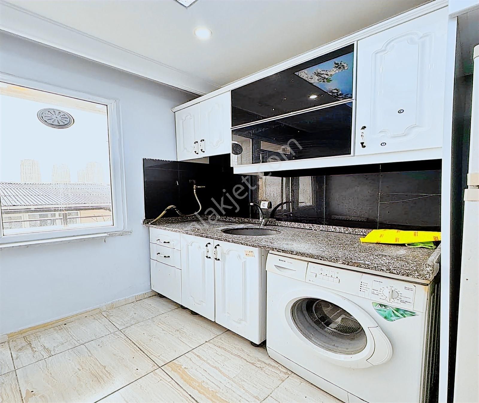 Metrobüse Yakın 5 Dakika Mesafede 1.kat 2+1 100m2 2.850.000 Tl - Görsel 13