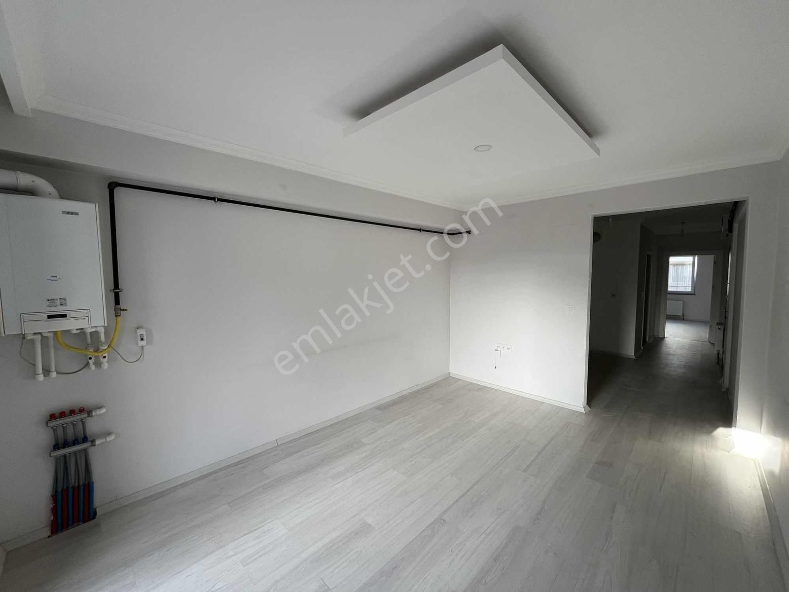 Gültepe Mahallesinde Kiralık 1+1 Daire - Görsel 3