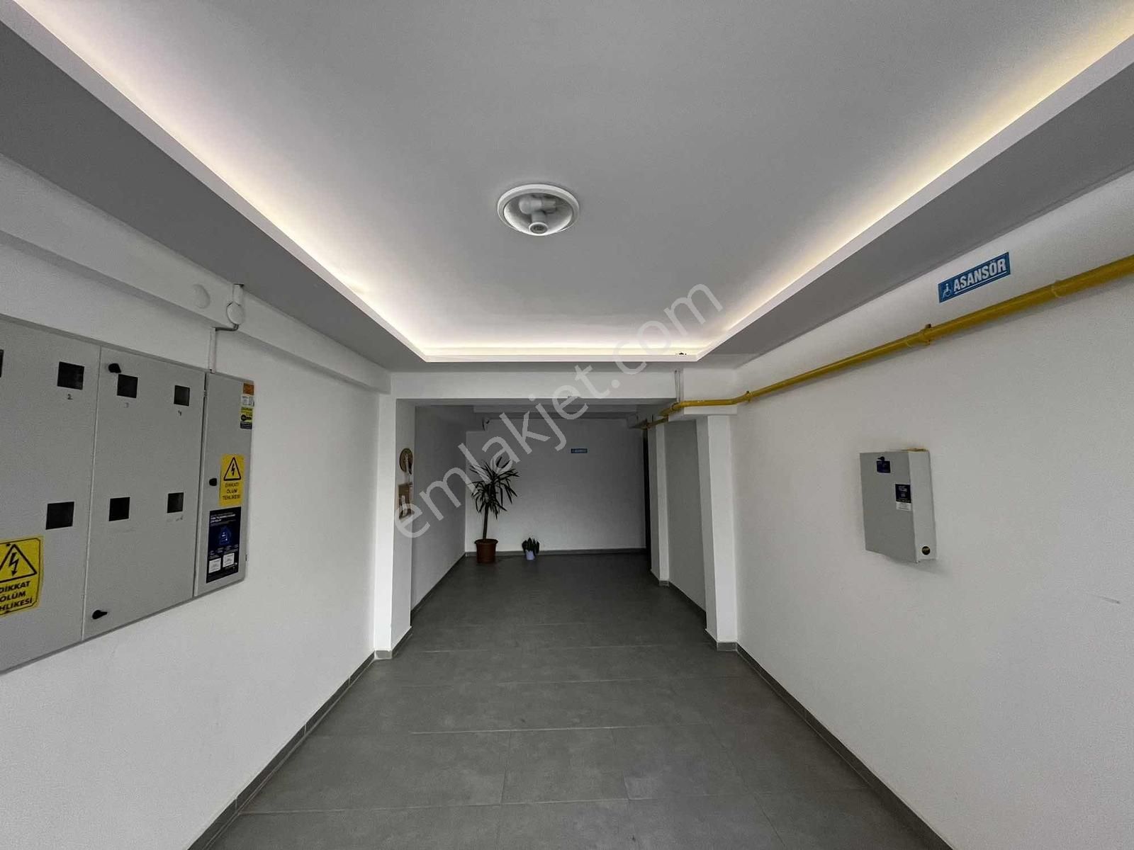 Gültepe Mahallesinde Kiralık 1+1 Daire - Görsel 24