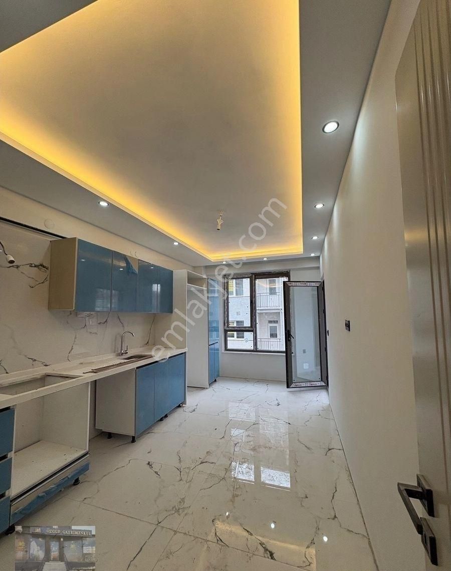 Ömerağa Mahallesin De Bahçeli Satılık Lüks 2+1 Daire - Görsel 9