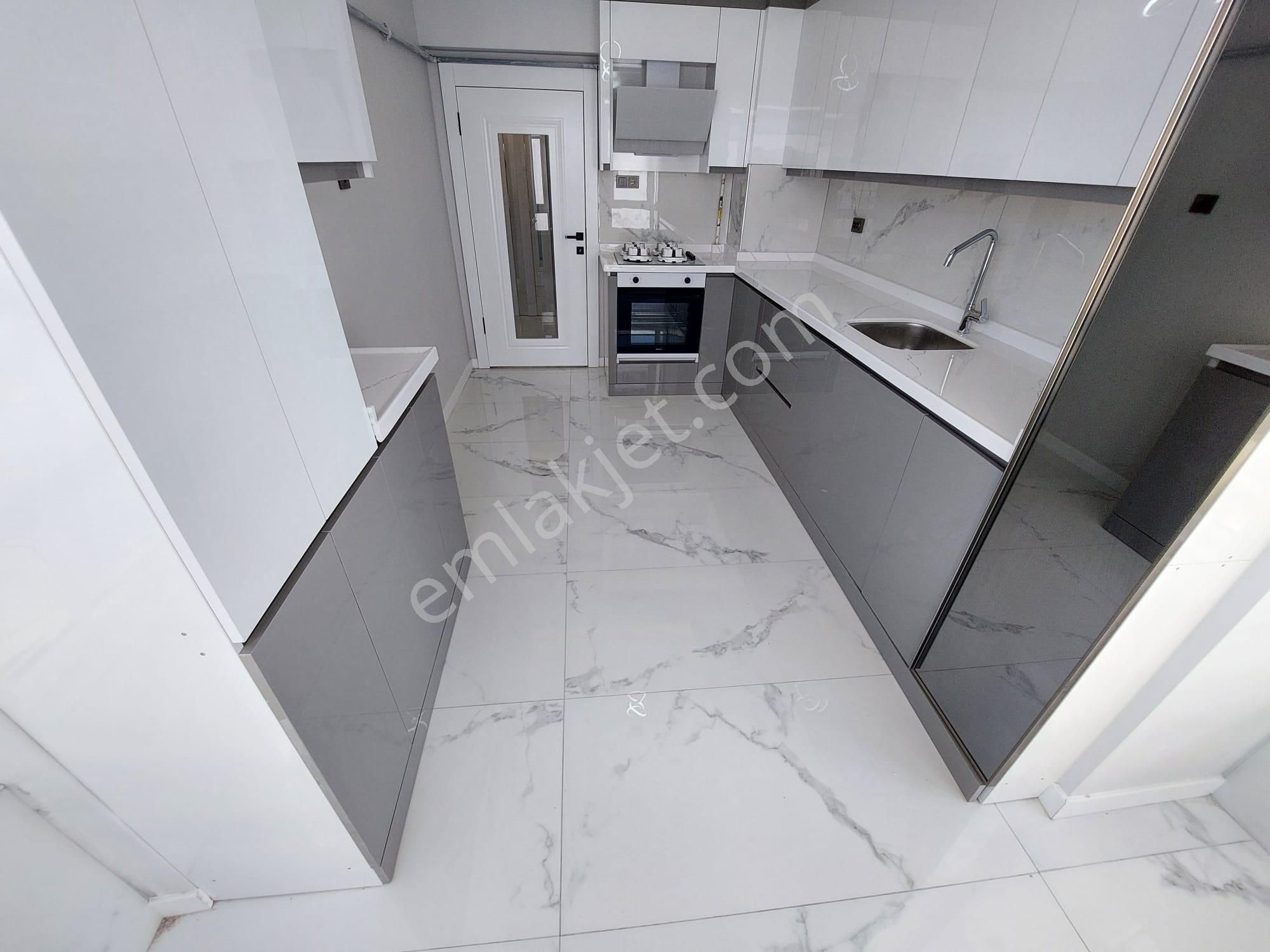 Elvan Mah De A Life Hastane Yakını Satılık 3+1 Kat Ta Ful Yapılı Geniş Daire - Görsel 6