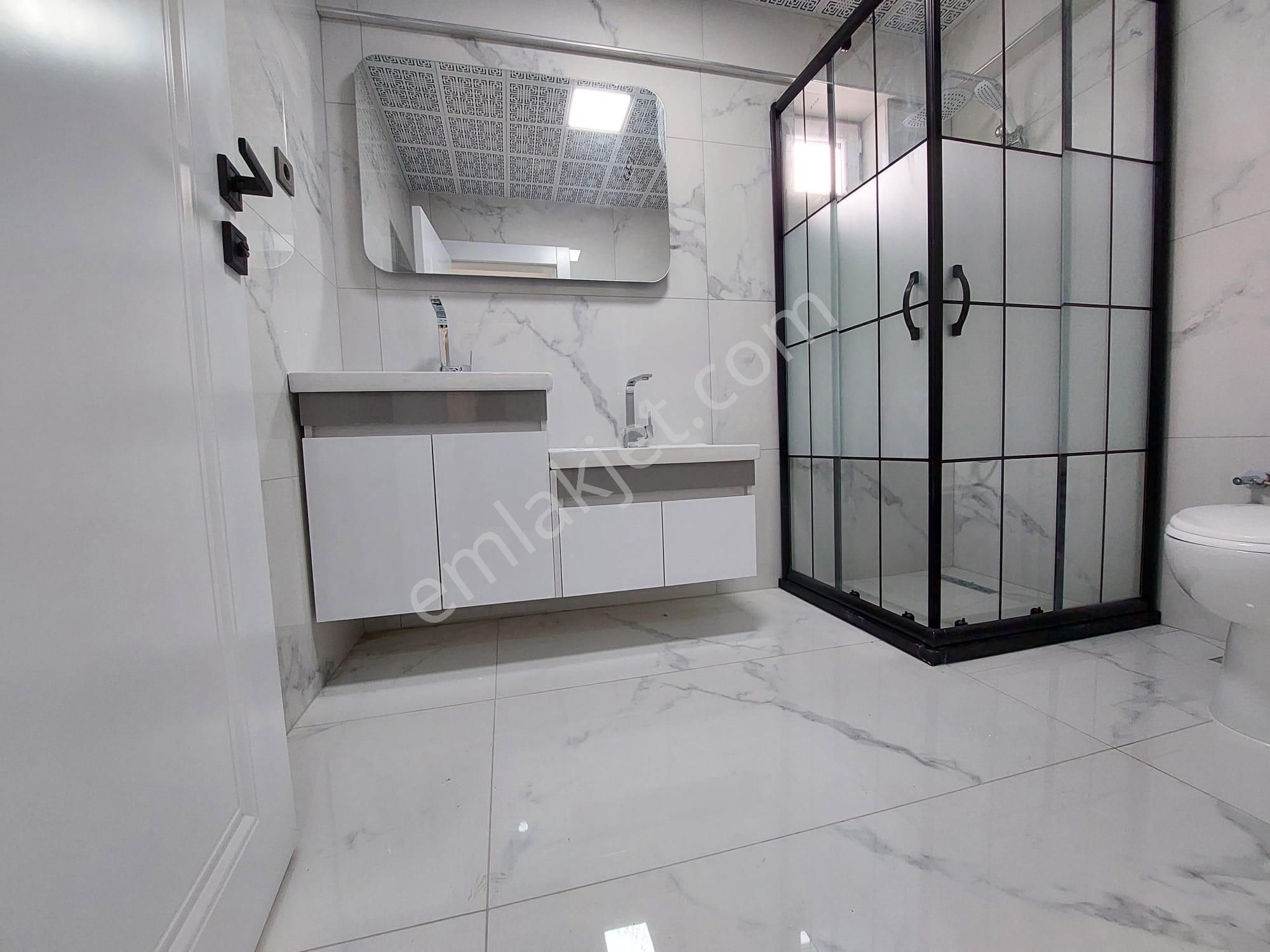 Elvan Mah De A Life Hastane Yakını Satılık 3+1 Kat Ta Ful Yapılı Geniş Daire - Görsel 23