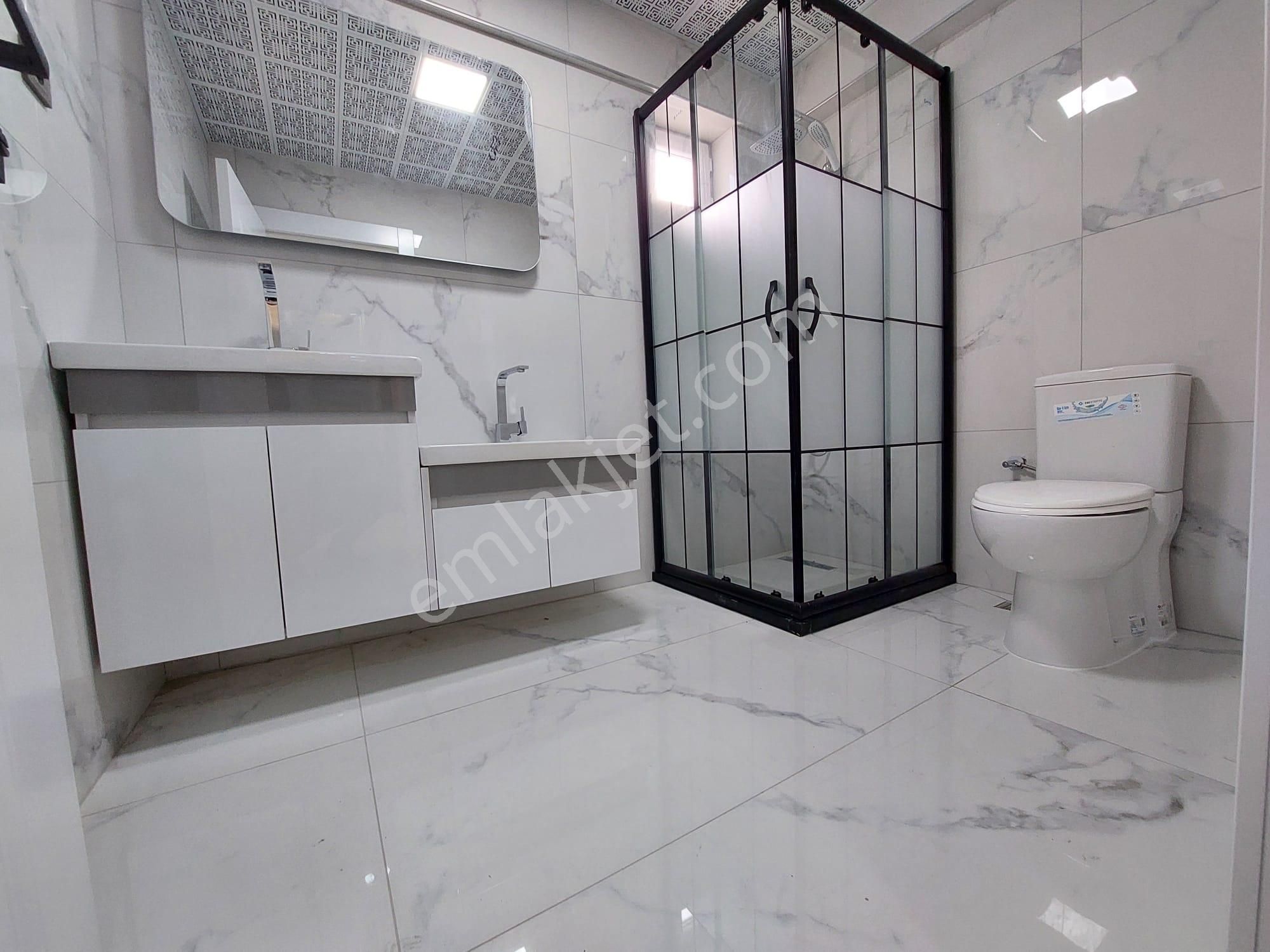 Elvan Mah De A Life Hastane Yakını Satılık 3+1 Kat Ta Ful Yapılı Geniş Daire - Görsel 24