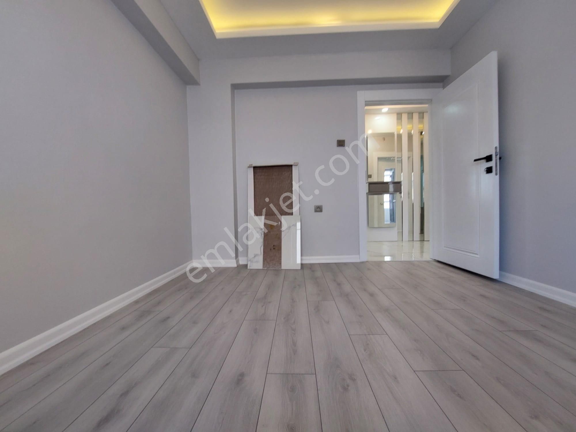 Elvan Mah De A Life Hastane Yakını Satılık 3+1 Kat Ta Ful Yapılı Geniş Daire - Görsel 17