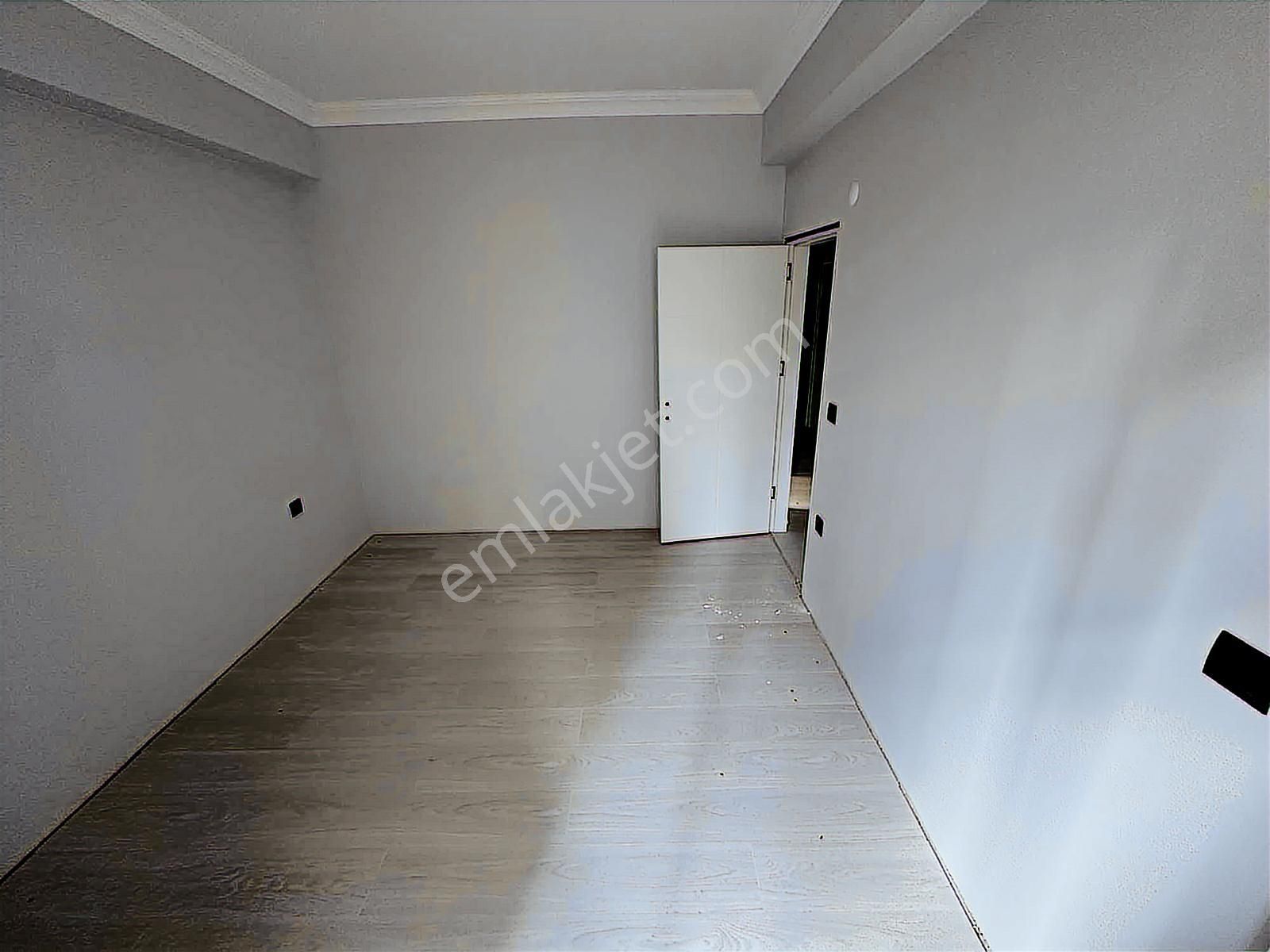 Vip Real Estate 3 Nolu Erdoğdu Merkezi Konumda 3+1 Daire - Görsel 13