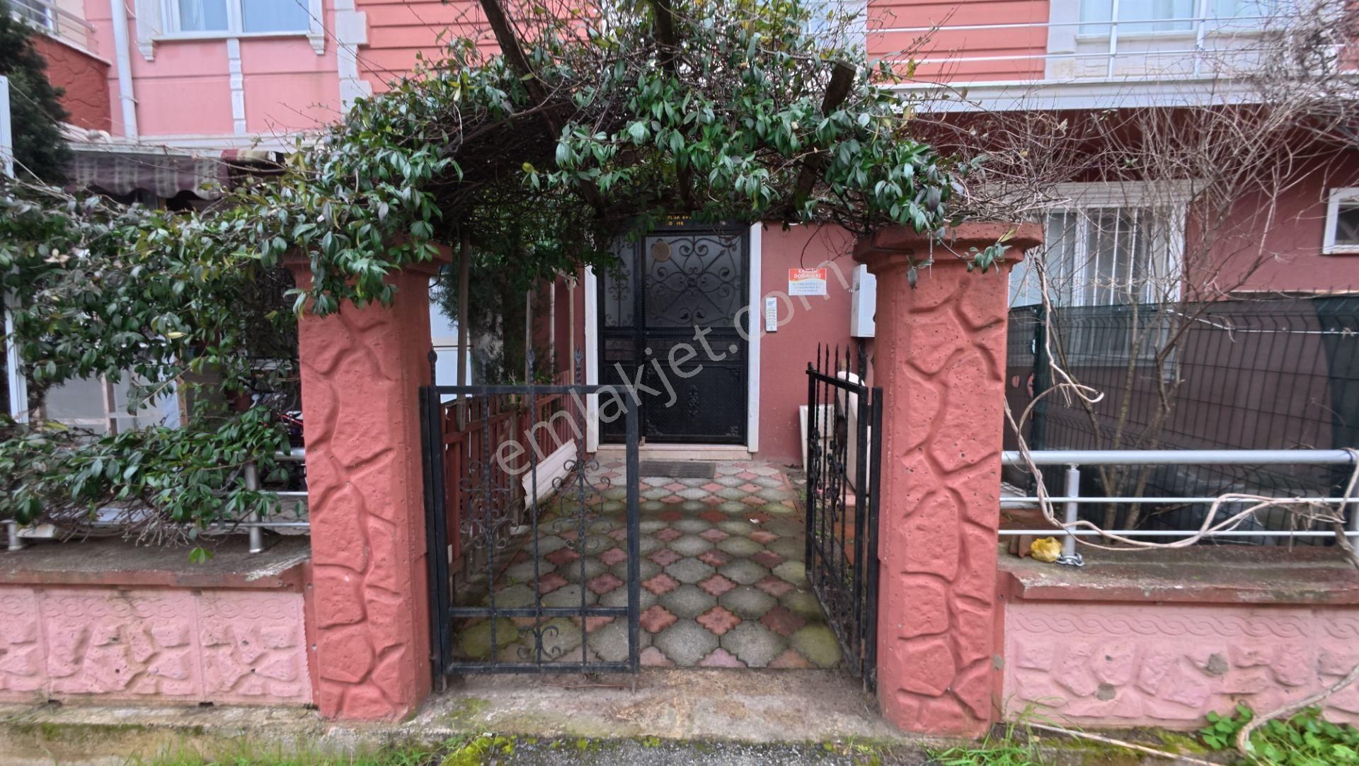 Sakarya Karasuda Satılık 2+1 Geniş Ve Kullanışlı Daire - Görsel 3