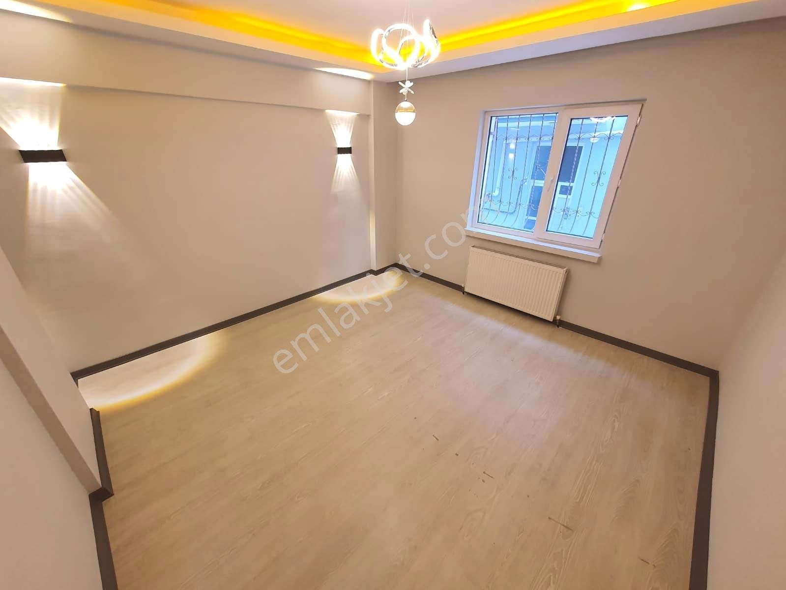 Plevne Mah'de Cadde Üzeri Ful Yapılı Kat Konumunda Daire - Görsel 3