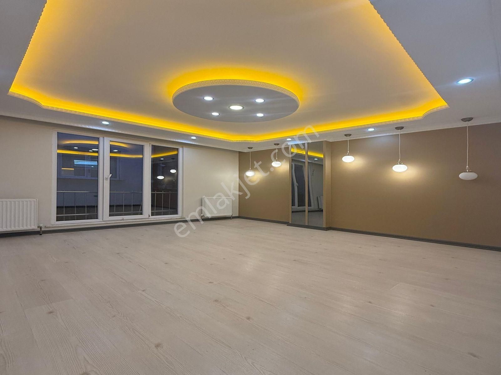 Esenyurt Meydan Doğan Araslı Dibi 2+1 110m2 Özel Dekorlu Daire ! - Görsel 2