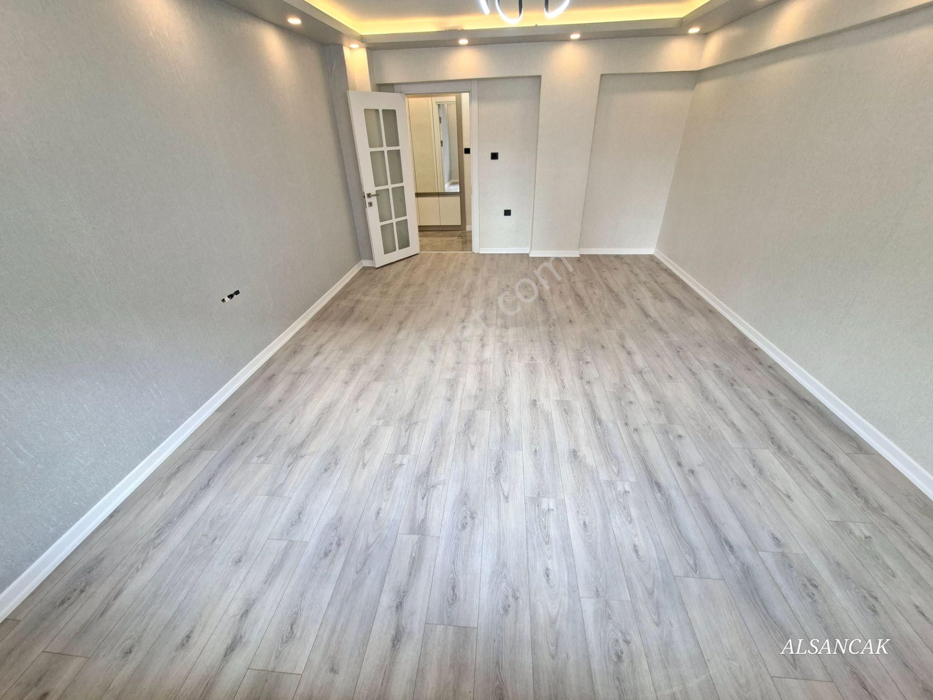 Elvan Da 3+1 Katta Lüks Yapılı Satılık Daire Ankastre Mutfaklı - Görsel 12