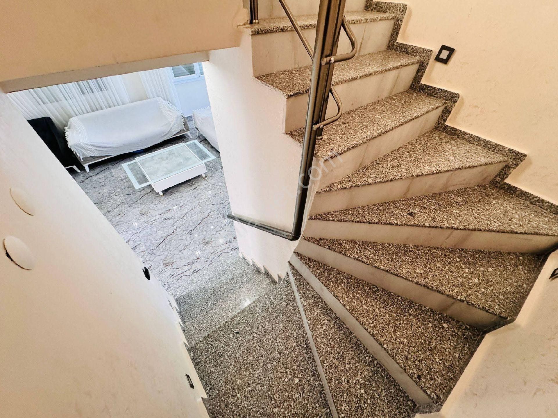 Hisar'da Fırsat! Havuzlu Sitede Masrafsız 3+1 Müstakil Tadında Satiılık Villa - Görsel 18