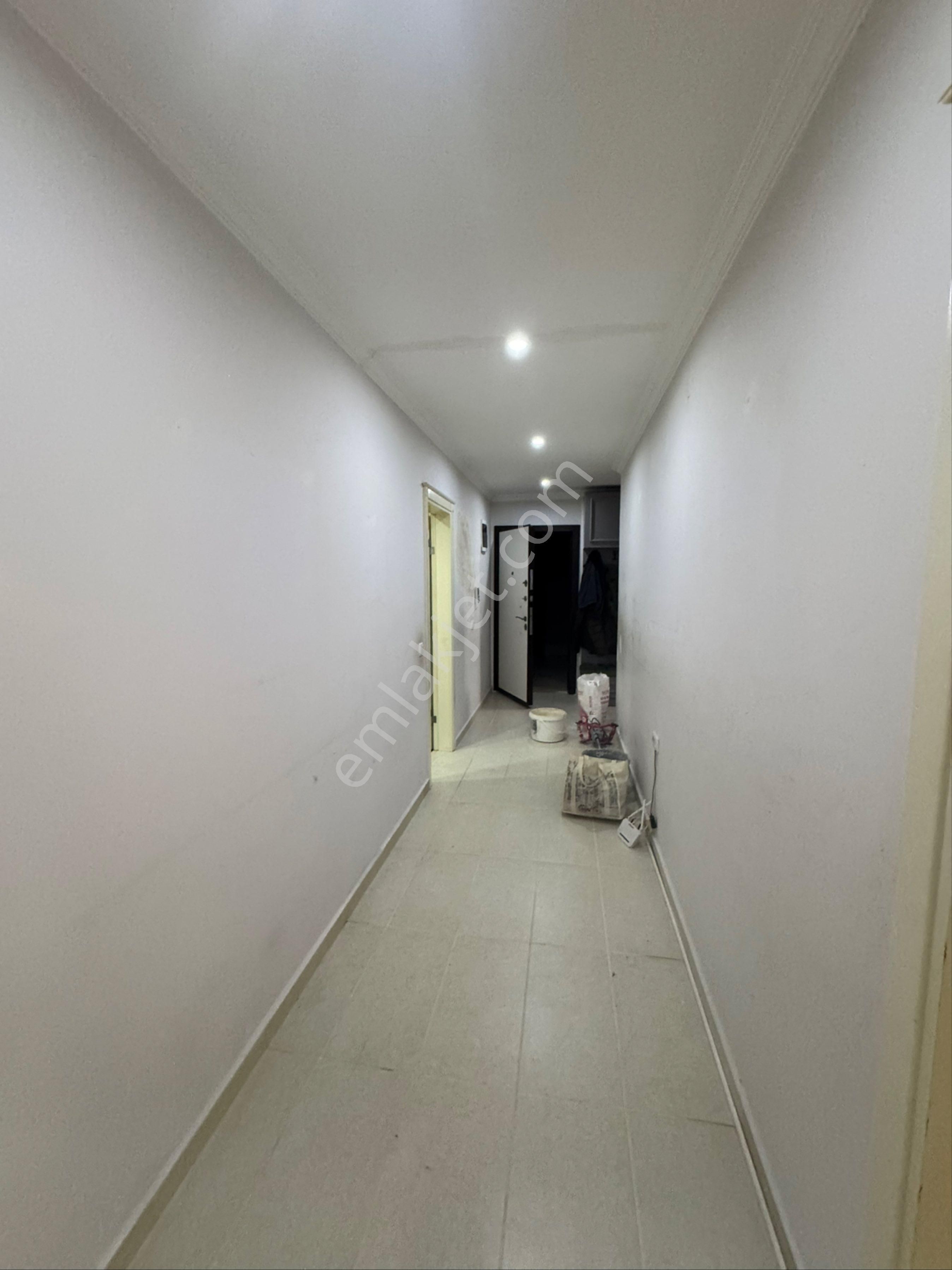 Tosmurda Satılık Geniş 2+1 Havuzlu Daire - Görsel 9