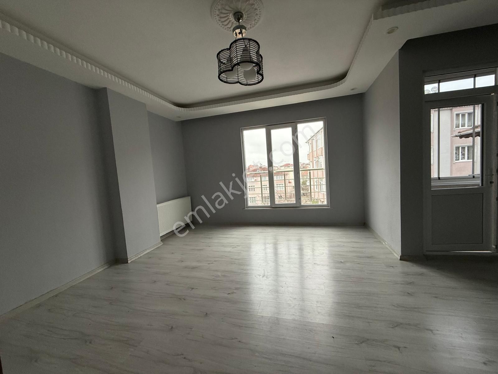 Ergünler İnşaattan 2+1 Ara Kat Merkezde Kiralık Daire