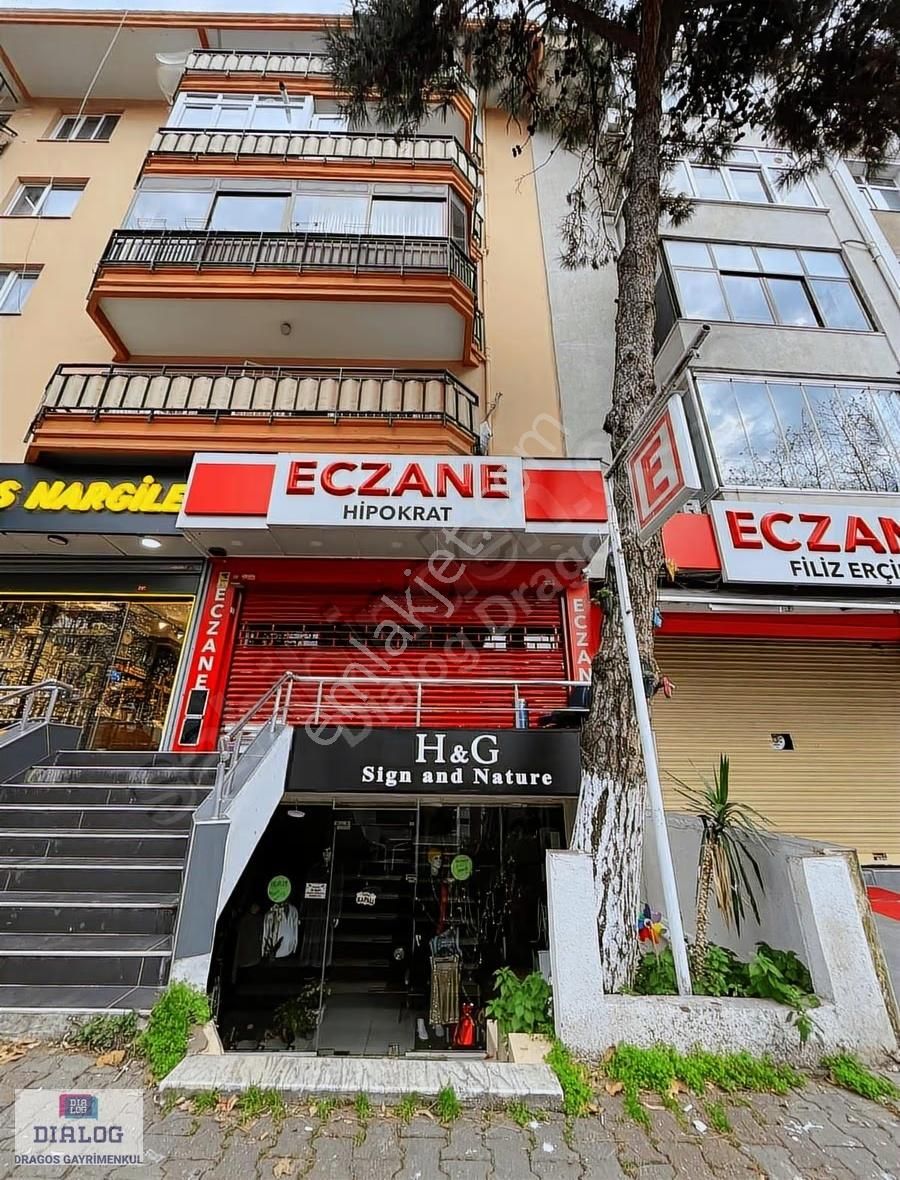 Maltepe Merkezde İşlek Caddede Kiralık 150m2 Dükkan - Görsel 33