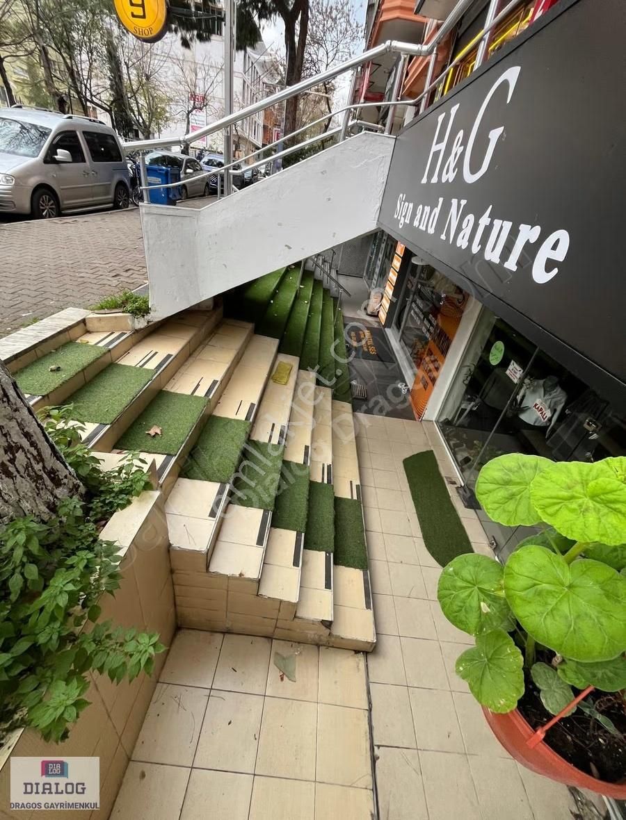 Maltepe Merkezde İşlek Caddede Kiralık 150m2 Dükkan - Görsel 11