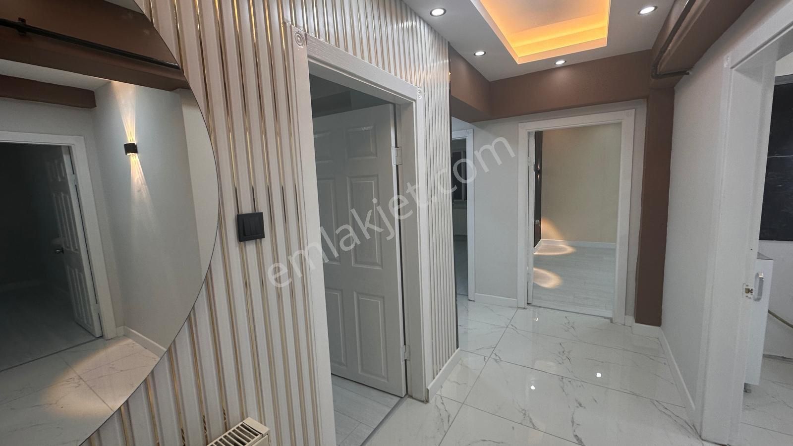 Pınarbaşı Mahallesi 3 + 1 Acil Üçüncü Kat Satılık Daire Full Yapılı - Görsel 33