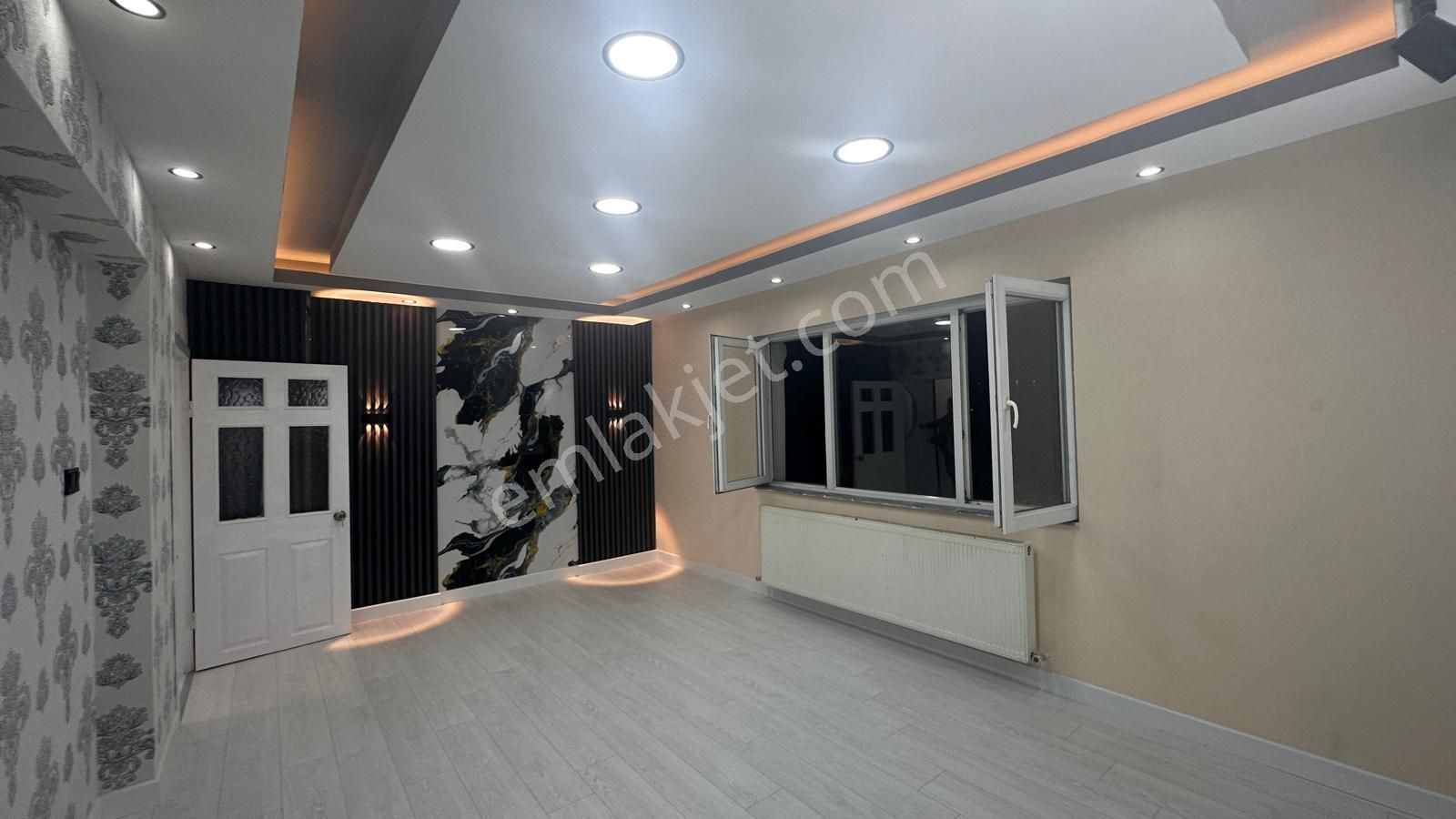 Pınarbaşı Mahallesi 3 + 1 Acil Üçüncü Kat Satılık Daire Full Yapılı - Görsel 4