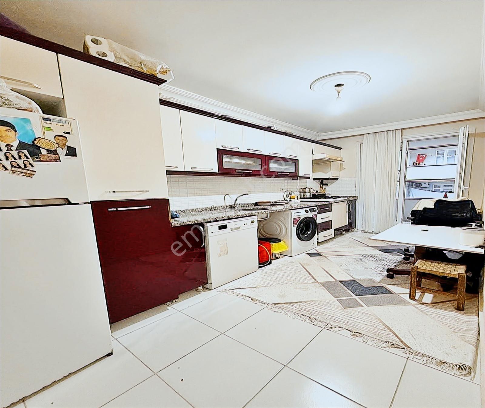 Esenyurt Kıraç Şehitler Mah. 1.kat 2+1 Balkonlu Daire 3.250.000